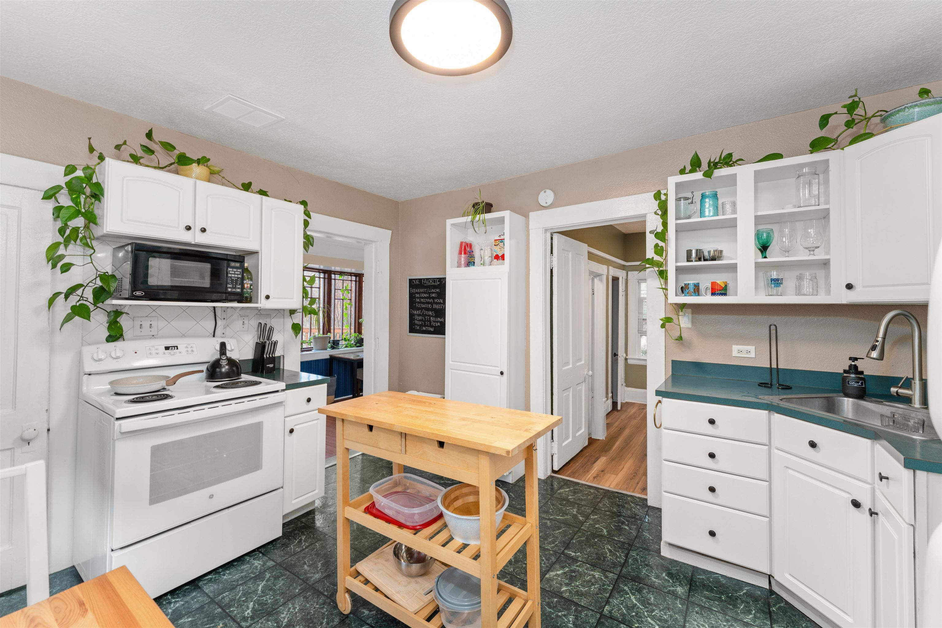 807 E 11th Ave - Photo 10