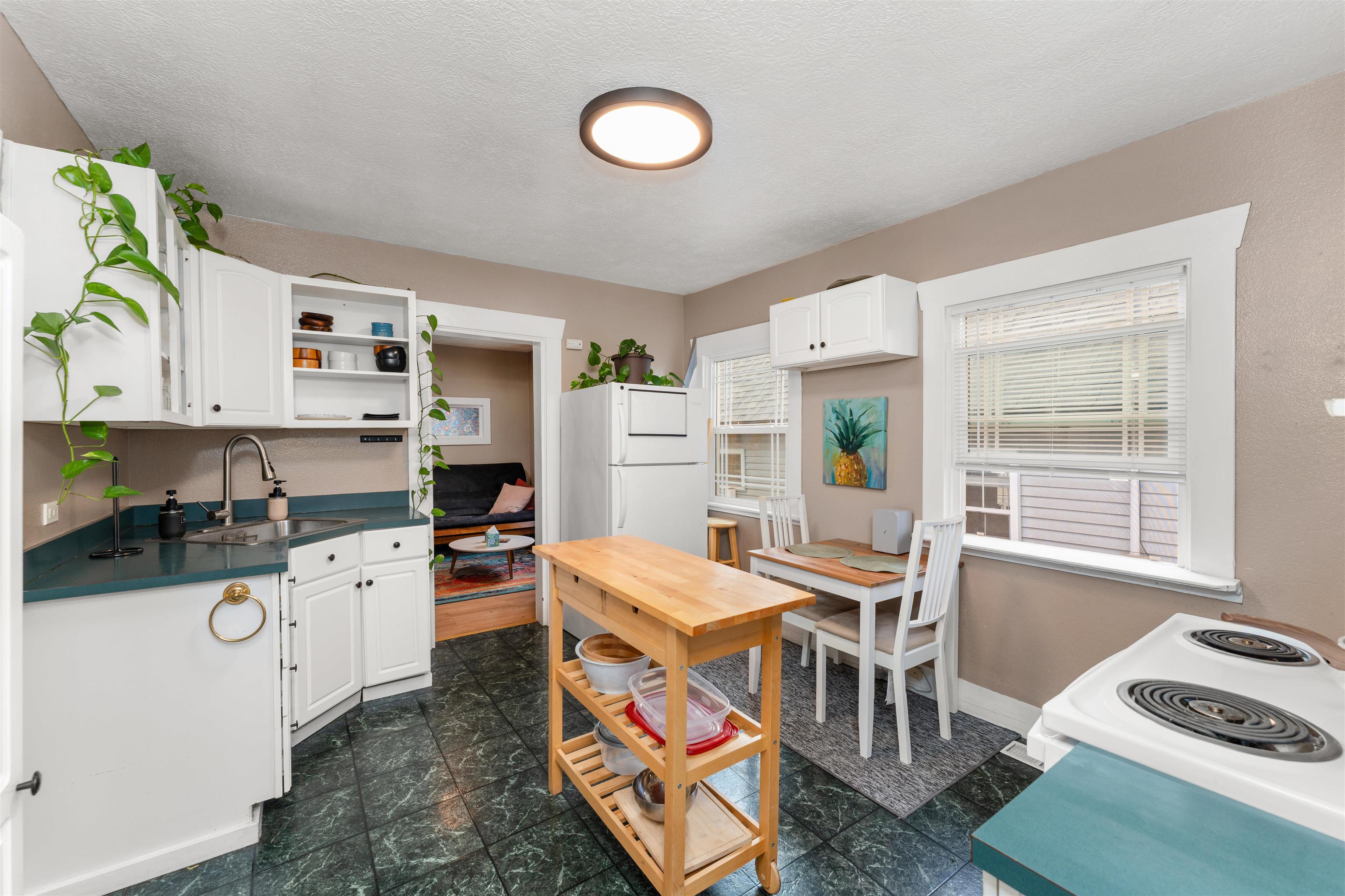 807 E 11th Ave - Photo 11