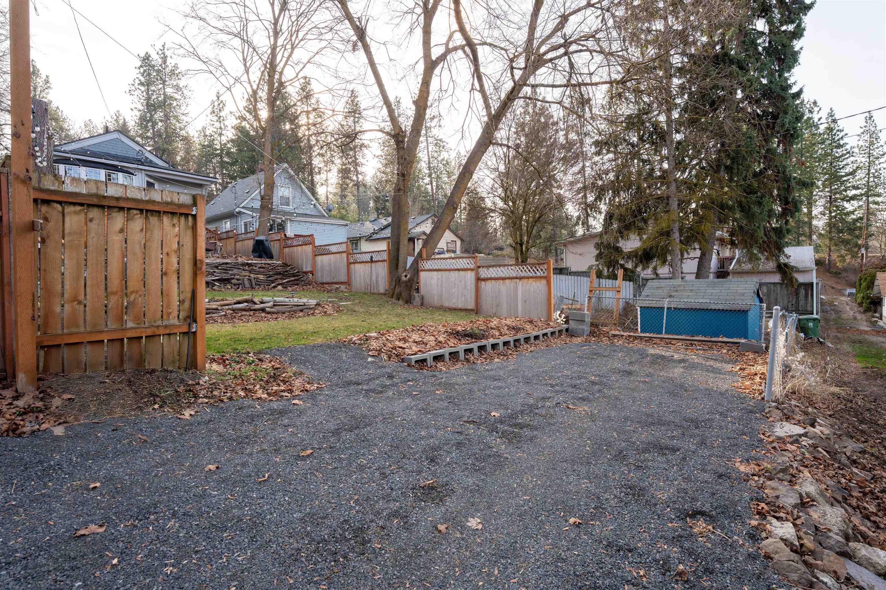 807 E 11th Ave - Photo 32