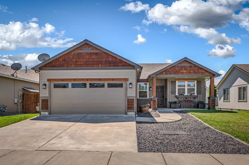 17614 2nd Ln - Photo 1