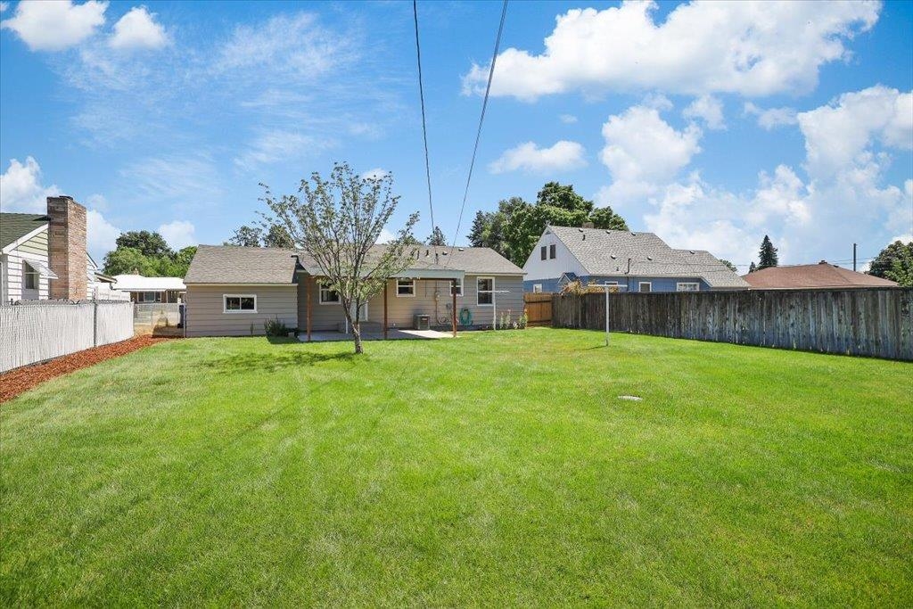 5521 N HEMLOCK St - Photo 20
