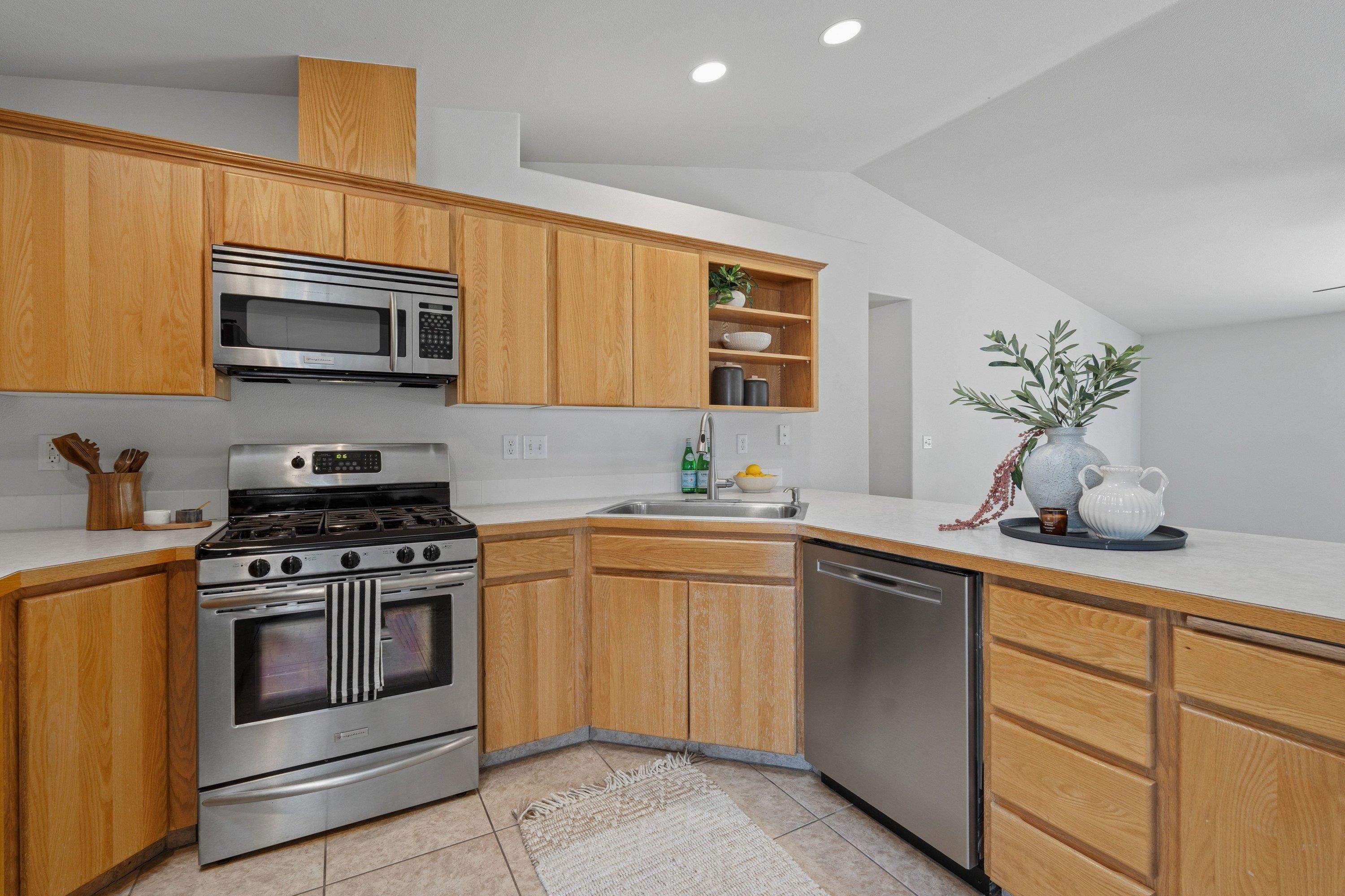 9315 W Claire Ave - Photo 15