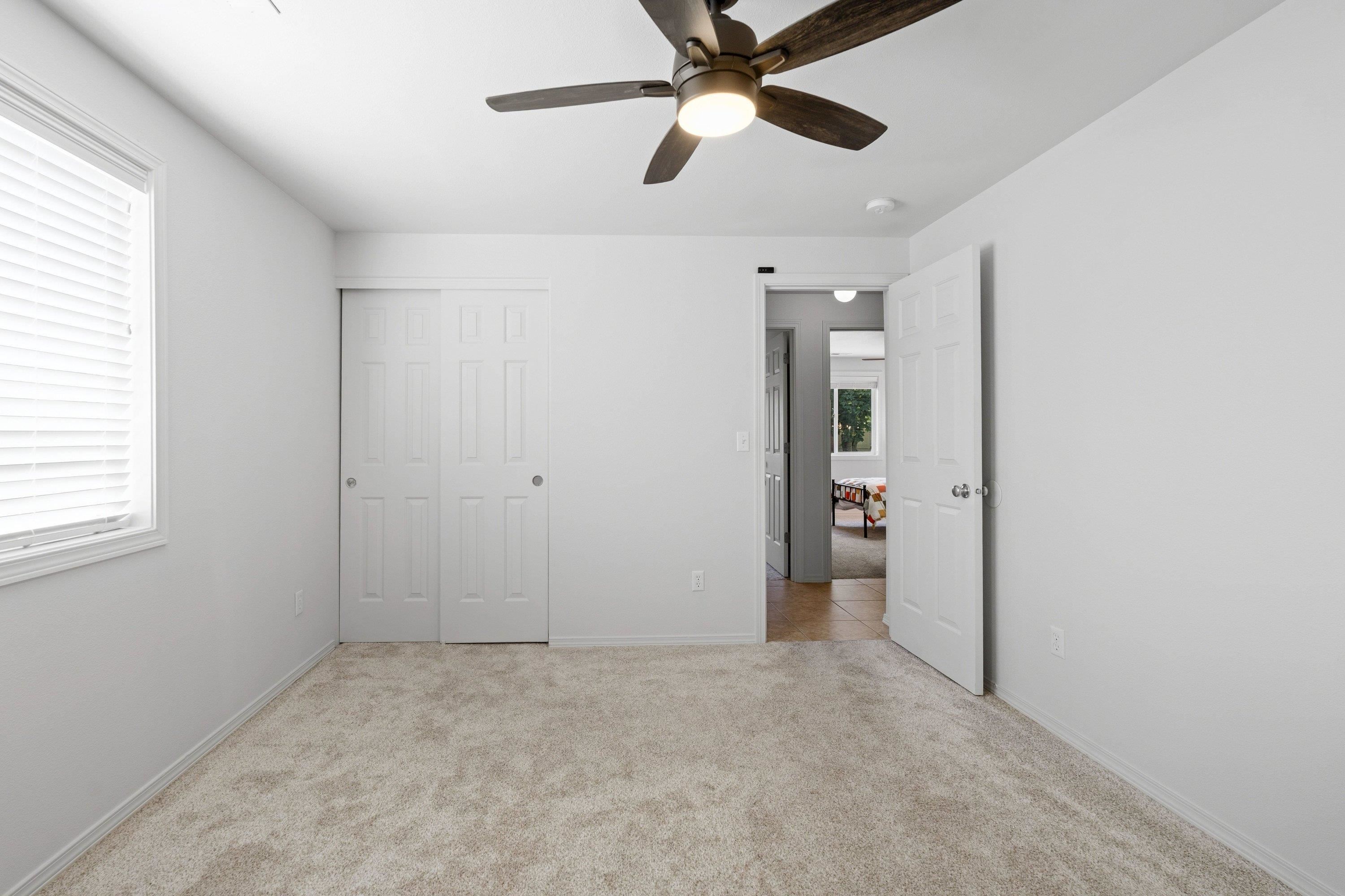 9315 W Claire Ave - Photo 30