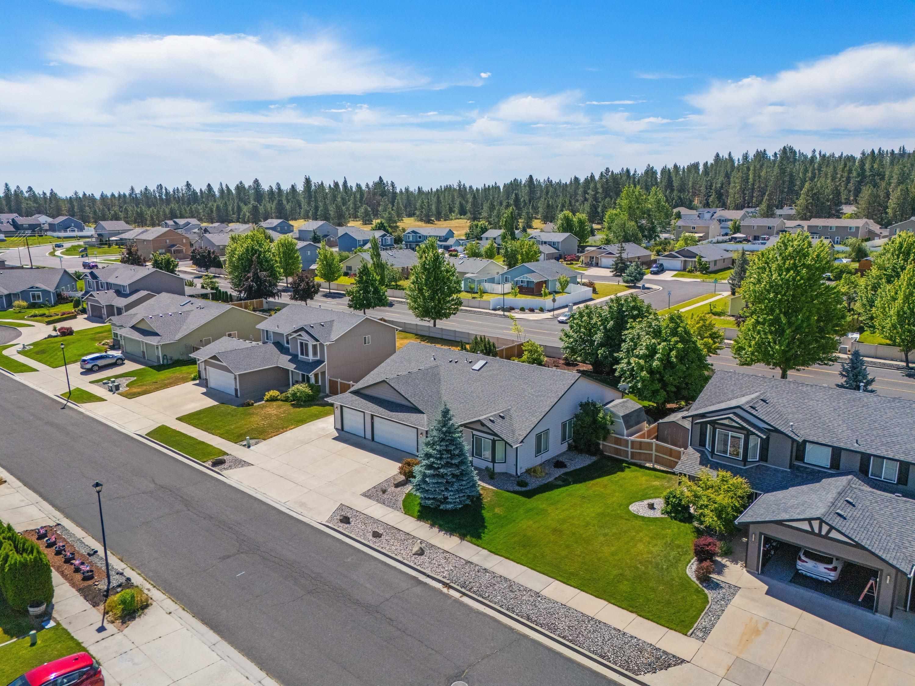 9315 W Claire Ave - Photo 48