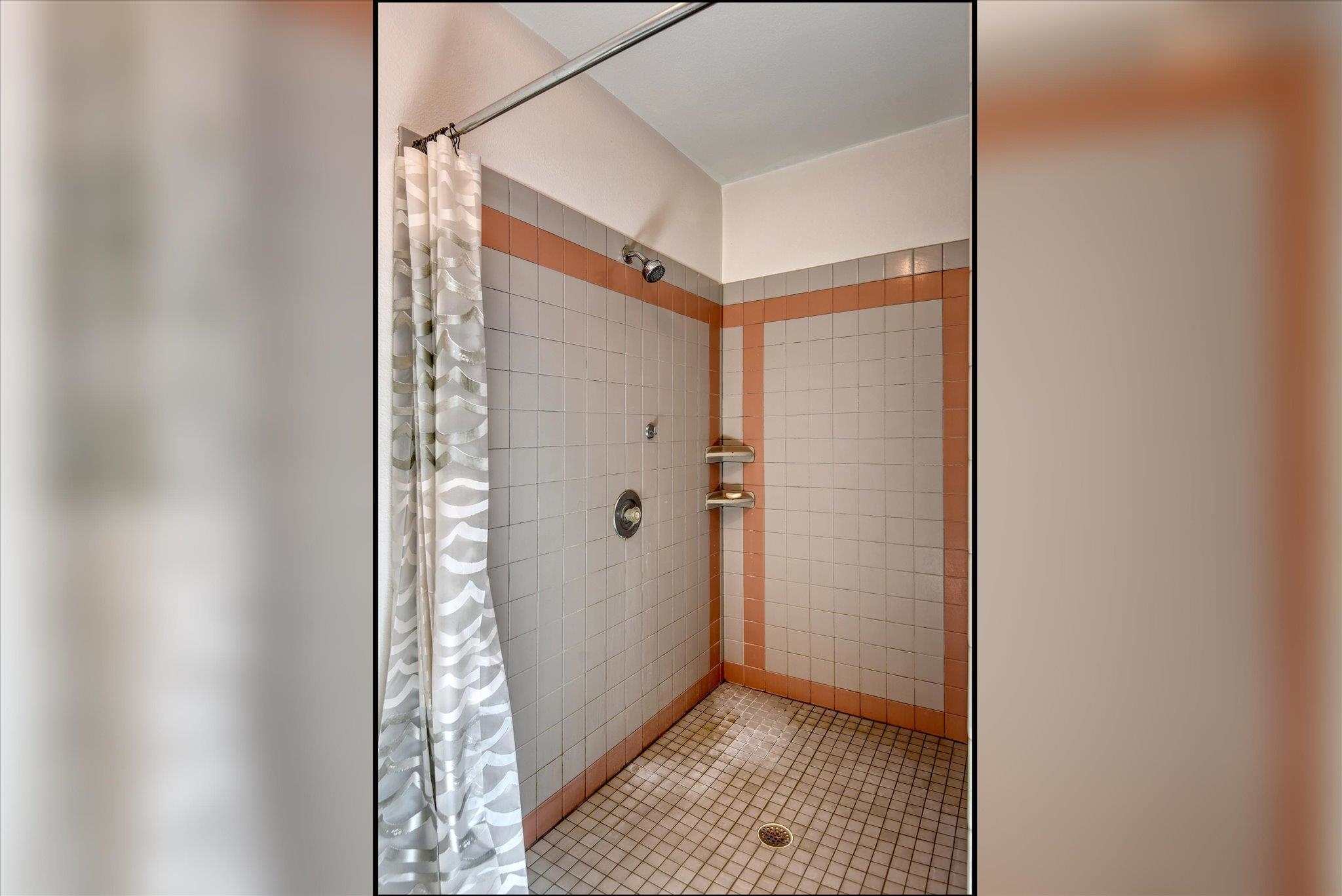4916 GREENLEAF Ave - Photo 12