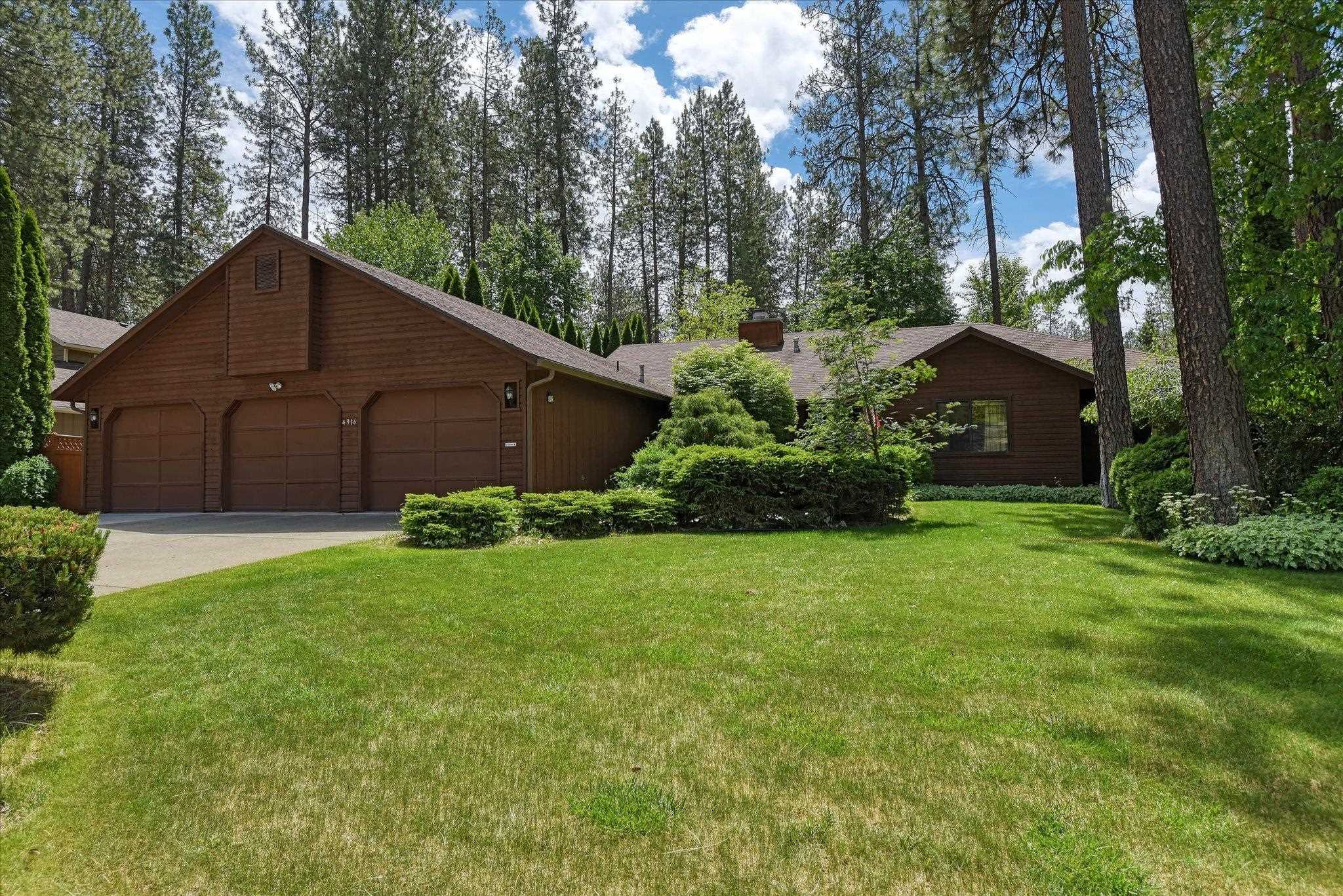 4916 GREENLEAF Ave - Photo 1