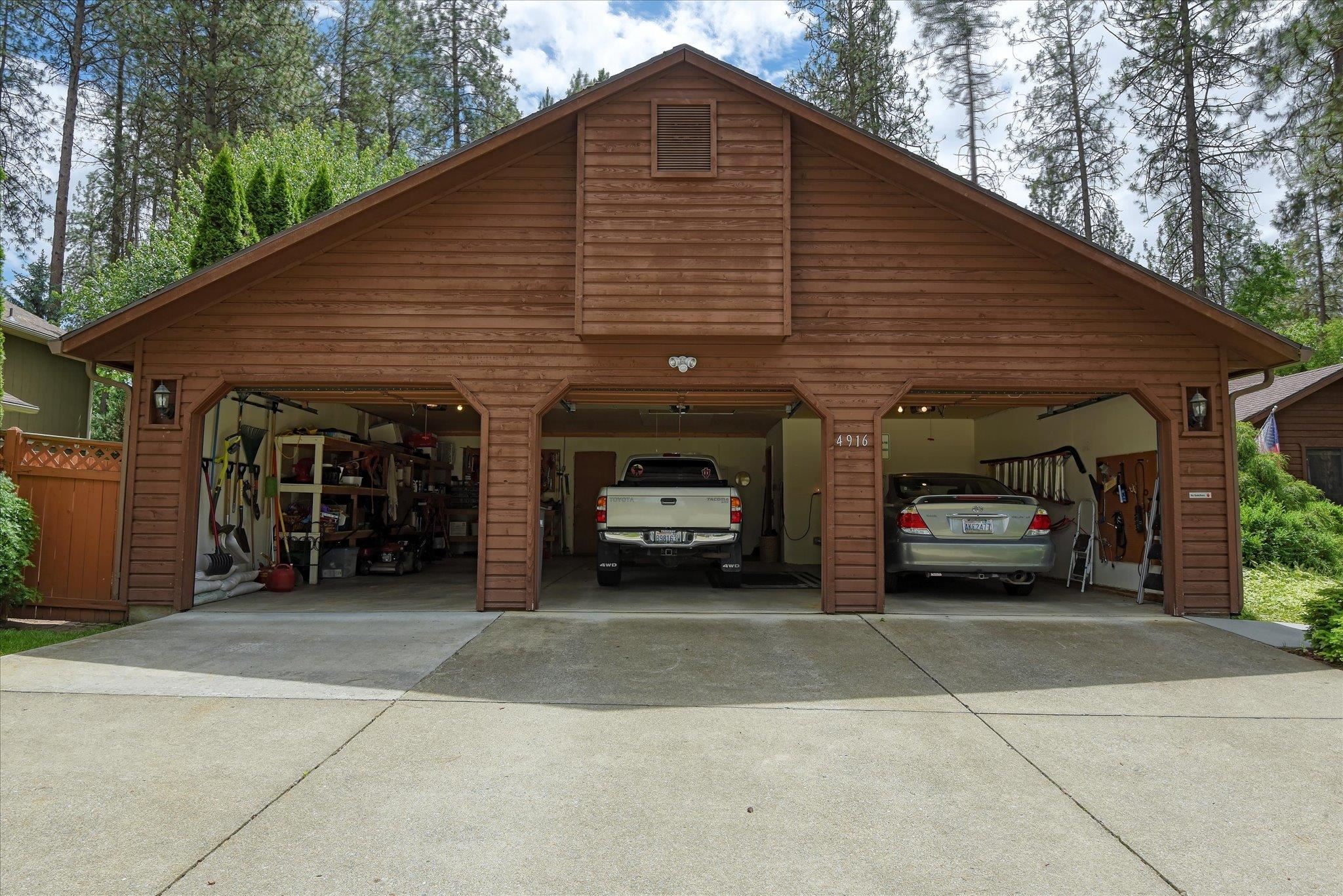4916 GREENLEAF Ave - Photo 46