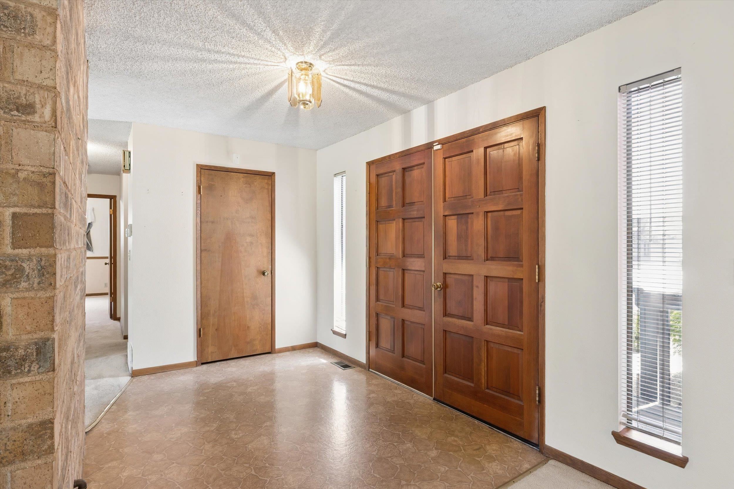 8311 N Standard St - Photo 4