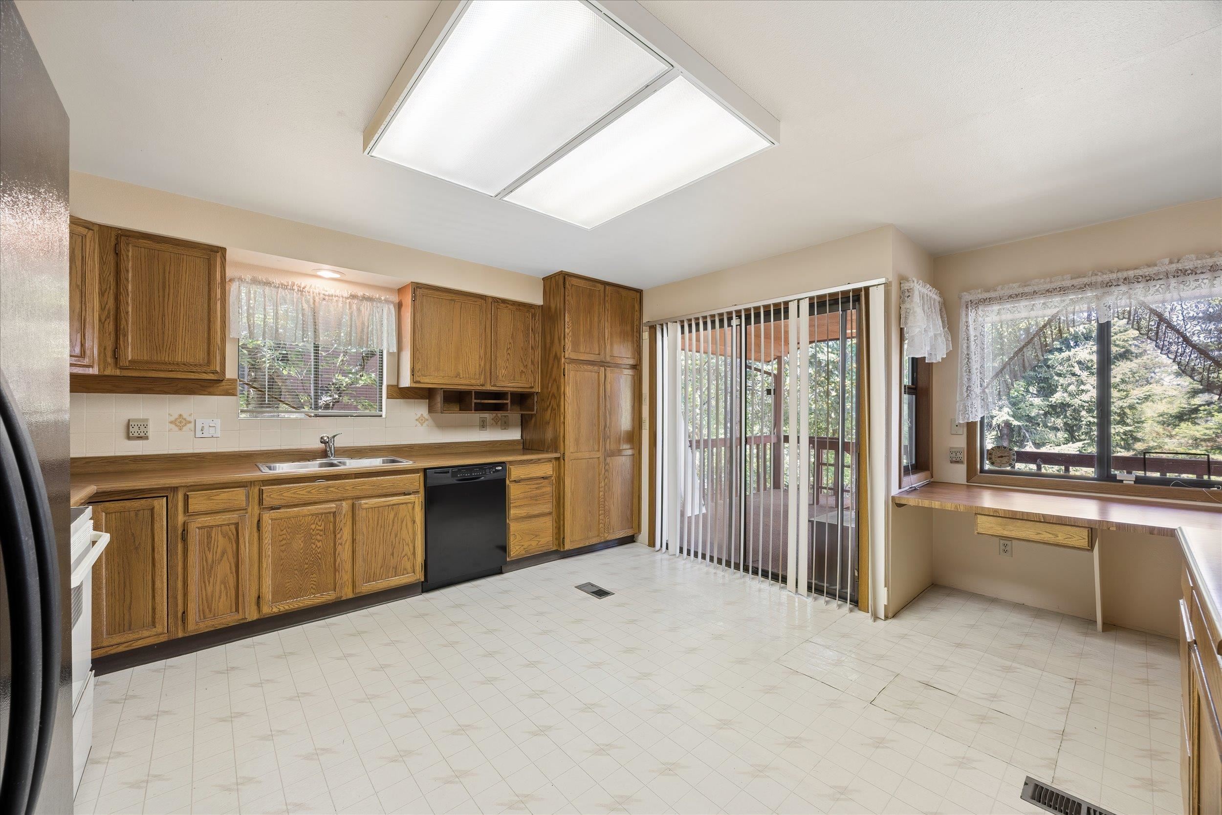 8311 N Standard St - Photo 15