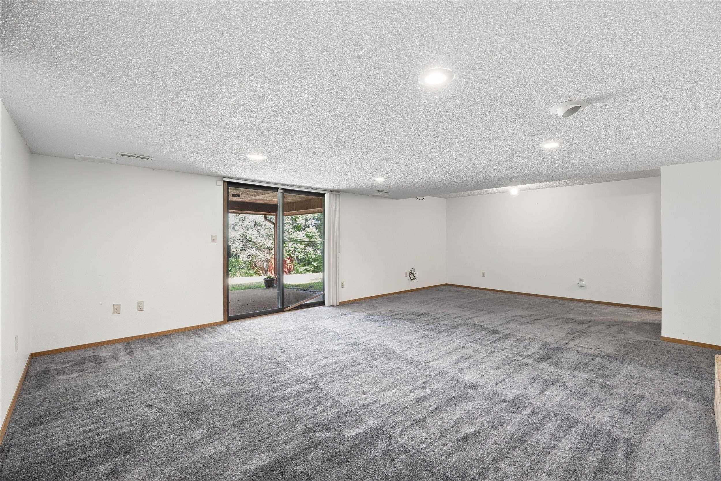 8311 N Standard St - Photo 33