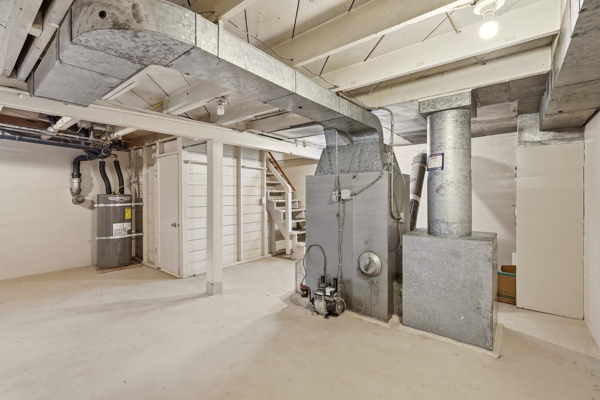 124 4th St - Photo 21