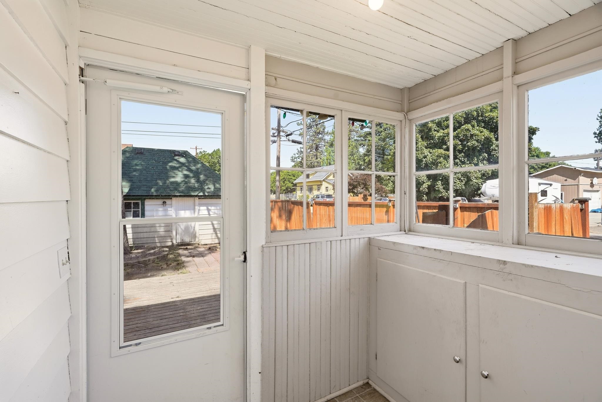 124 4th St - Photo 23
