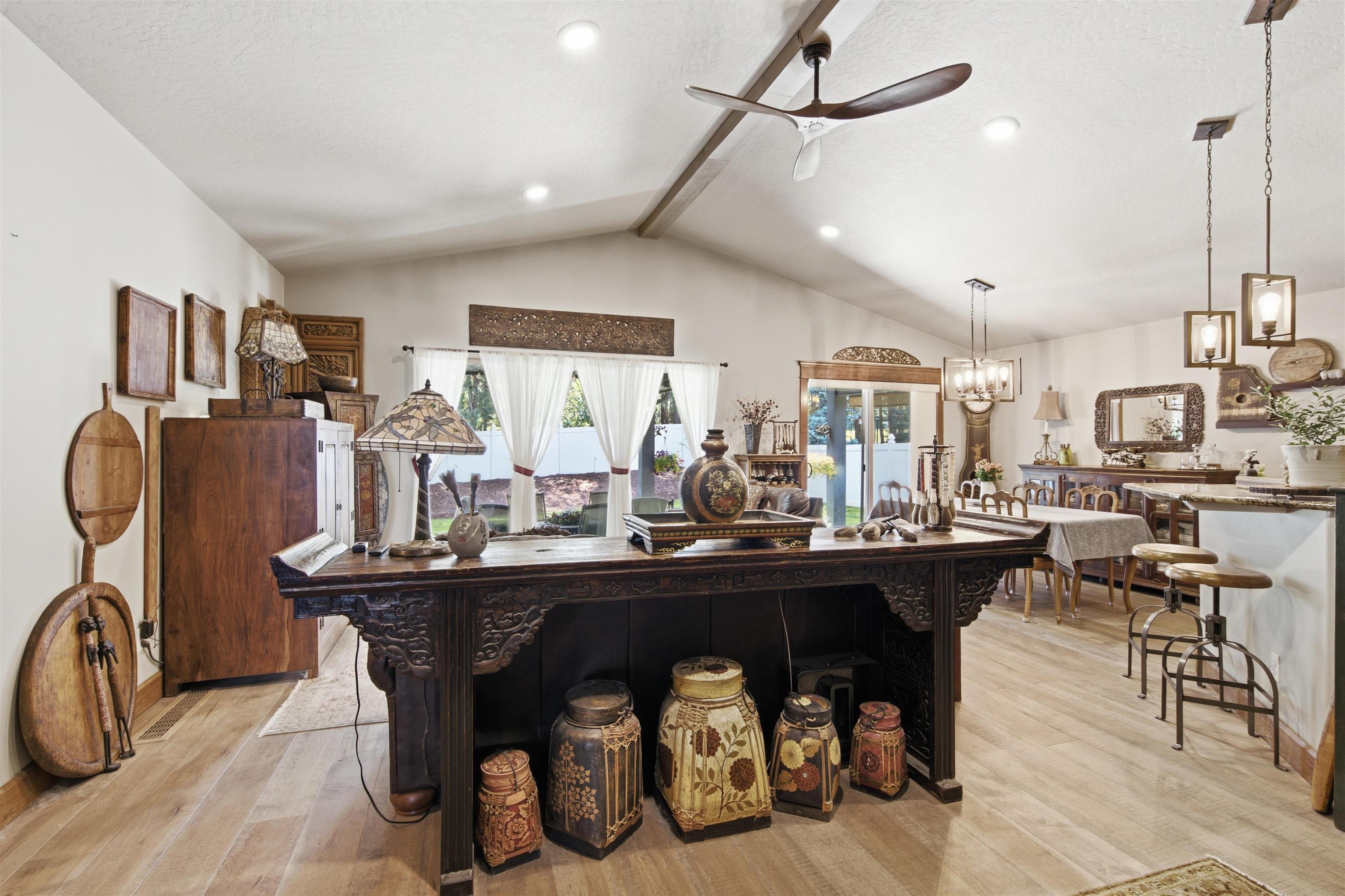 215 W Bristol Ave - Photo 3