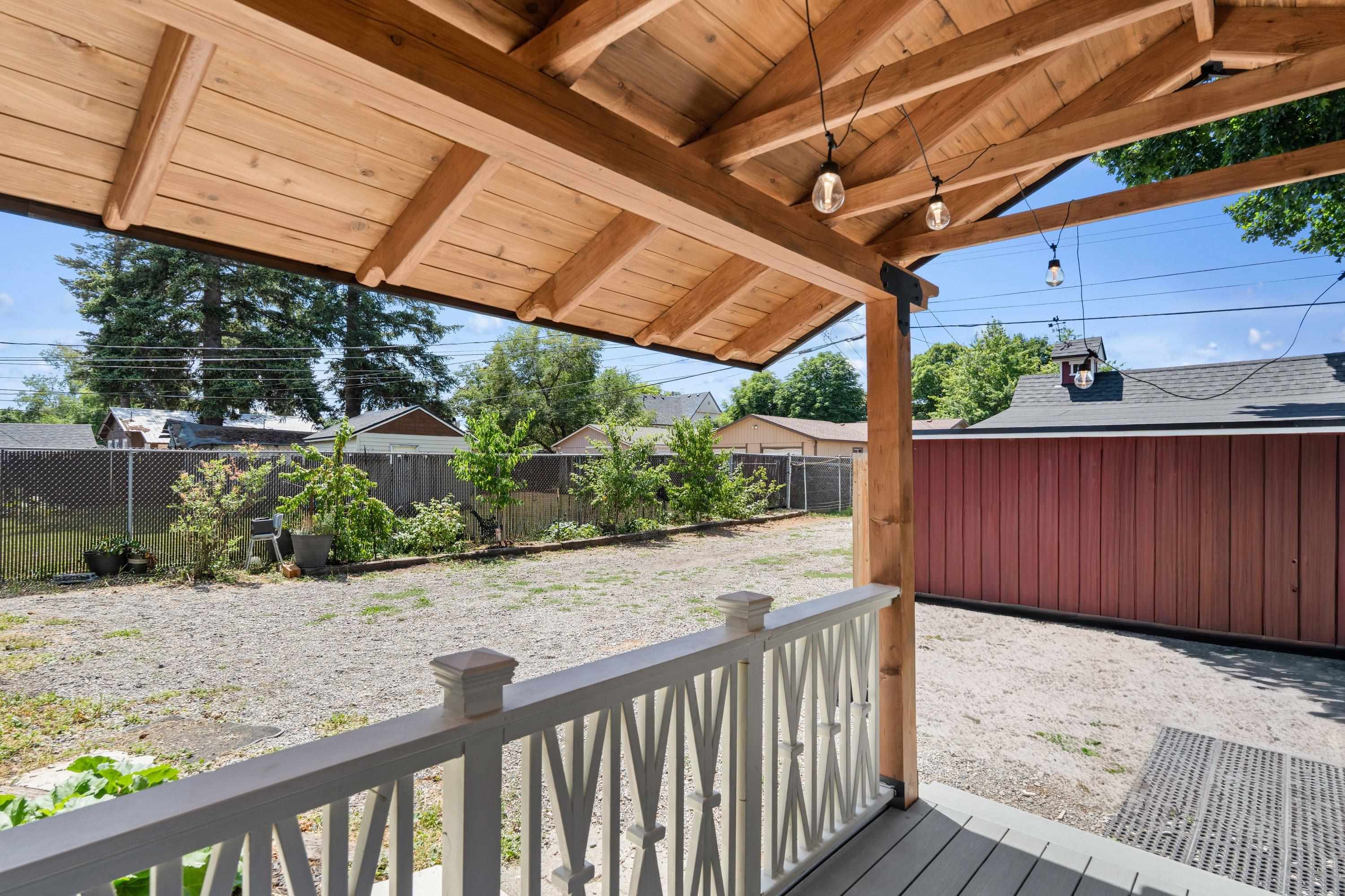 2617 N Pittsburg St - Photo 32
