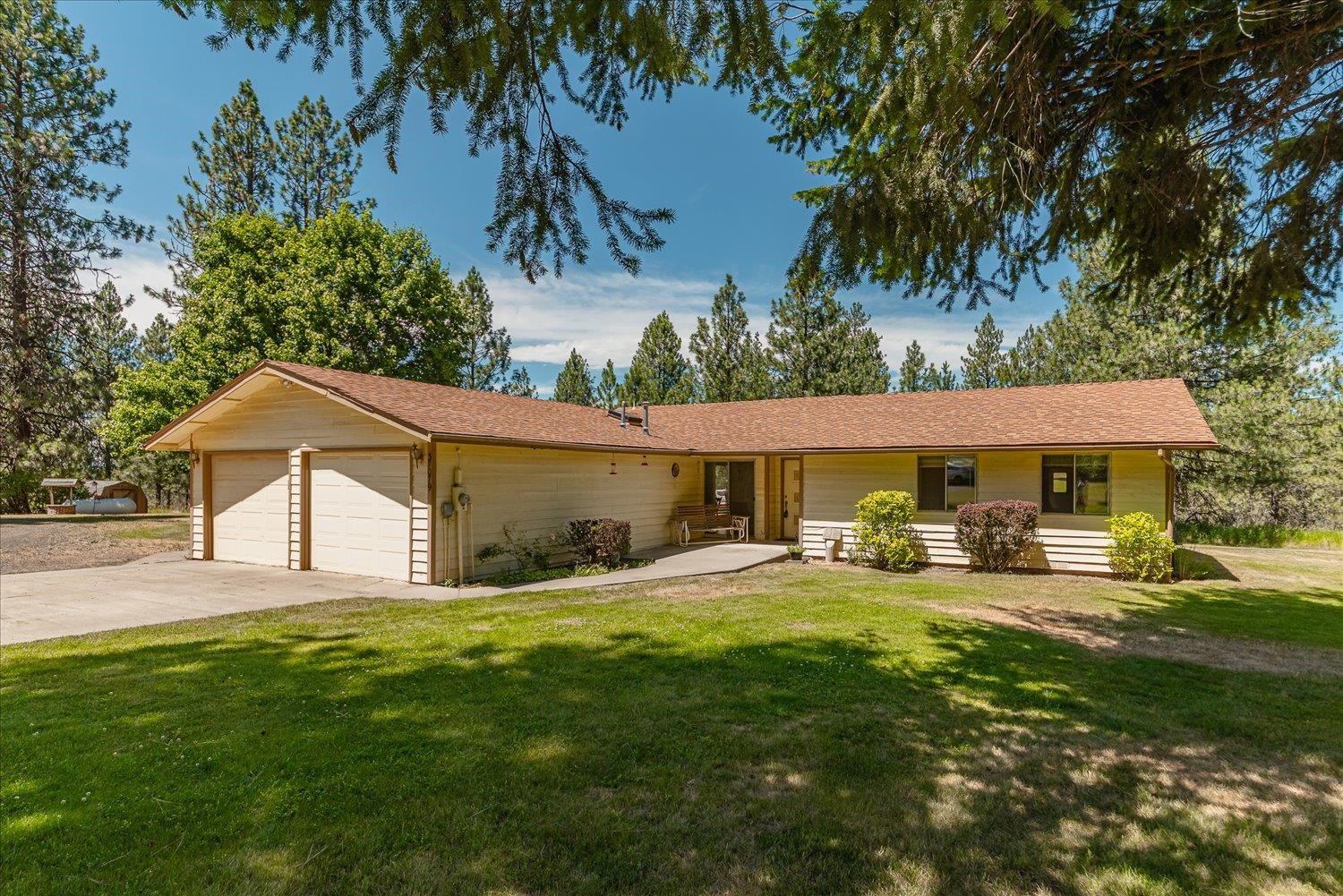 37079 Knotty Pine Ln - Photo 1