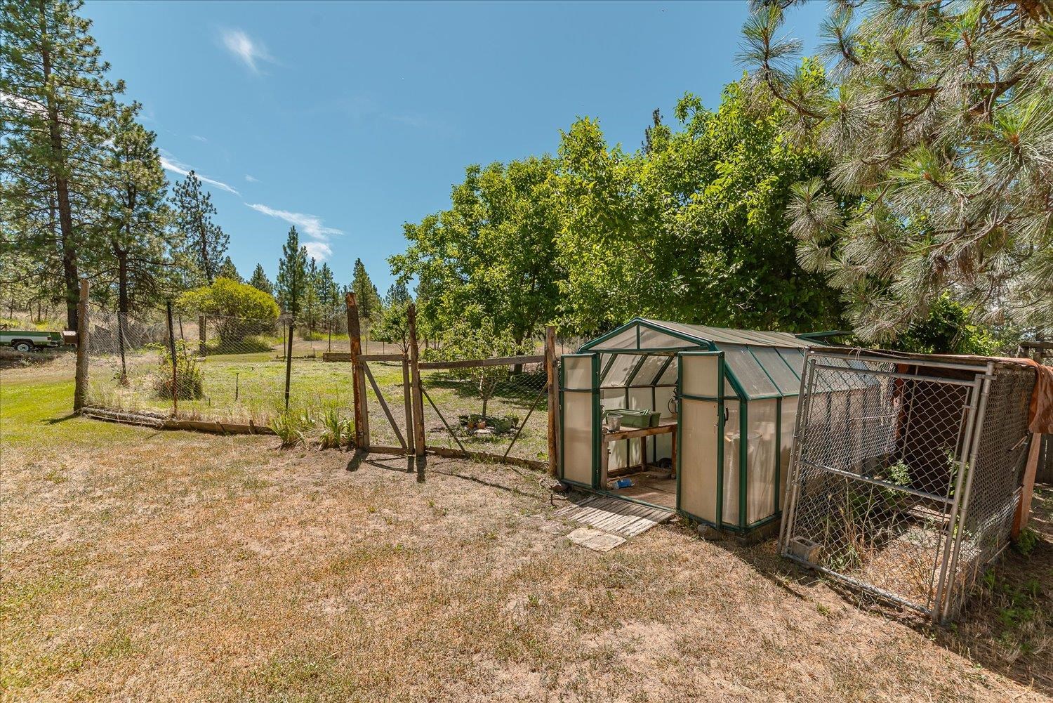 37079 Knotty Pine Ln - Photo 38