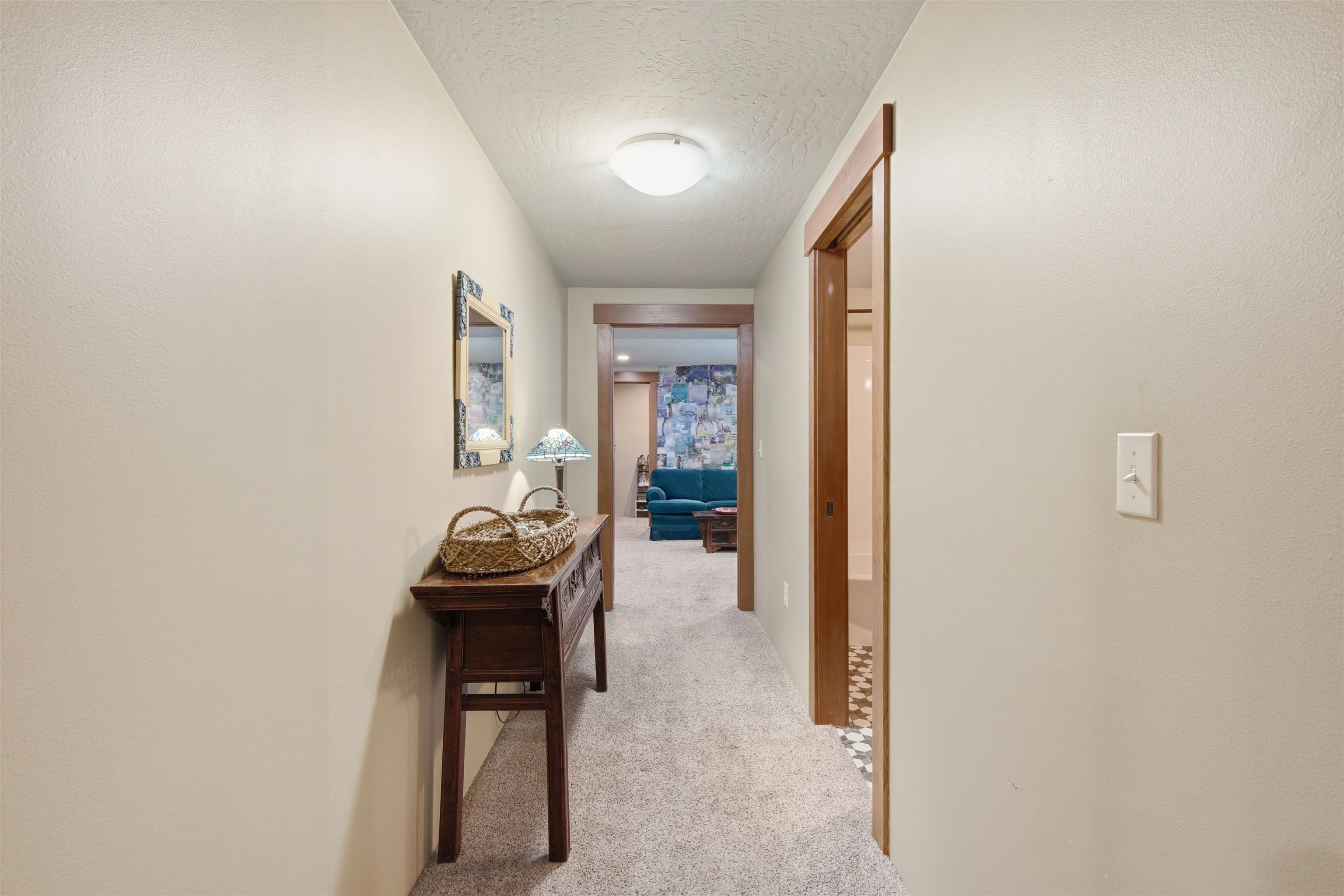 215 W Bristol Ave - Photo 35