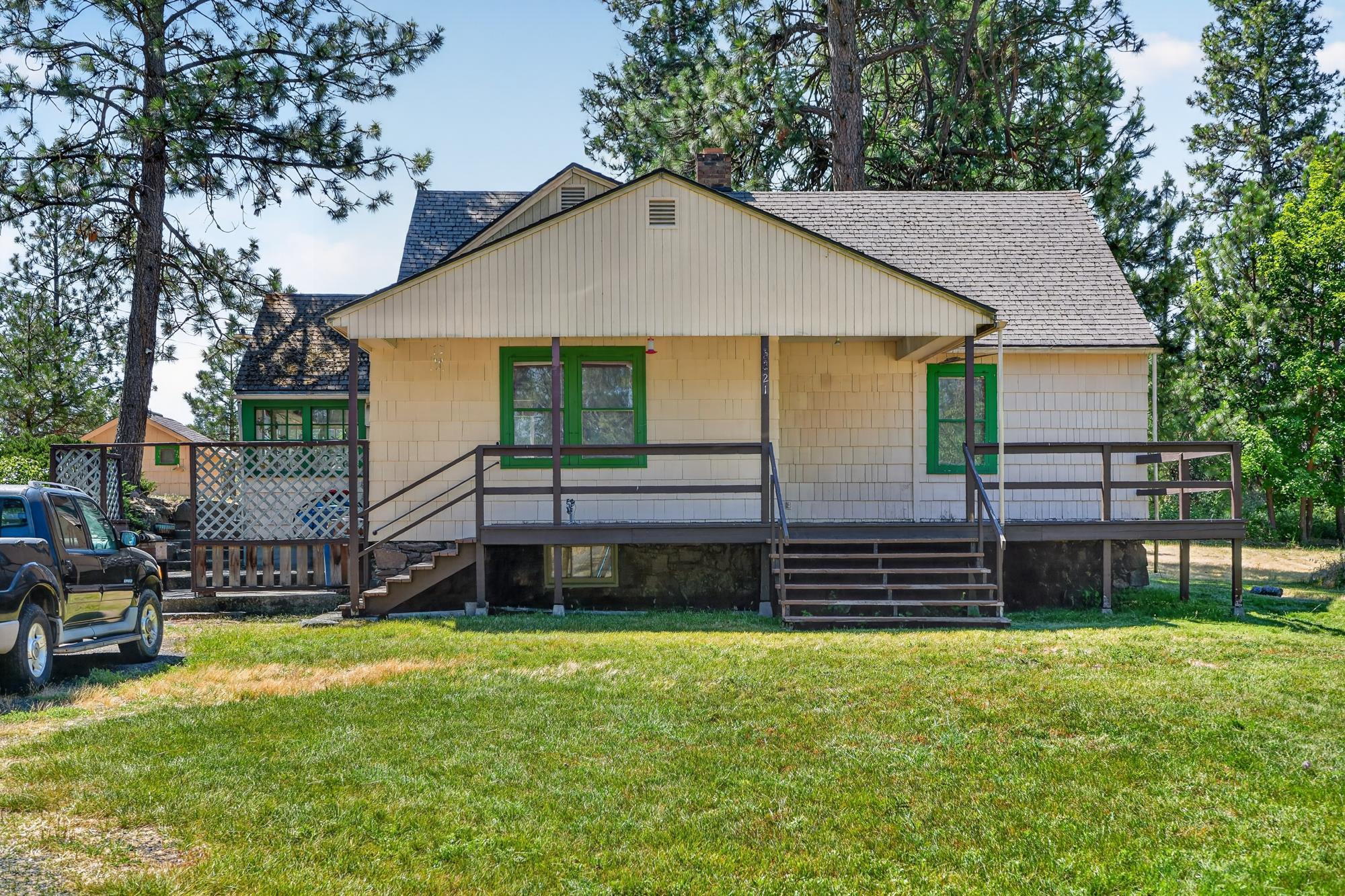 5221 W Sunset Hwy - Photo 1