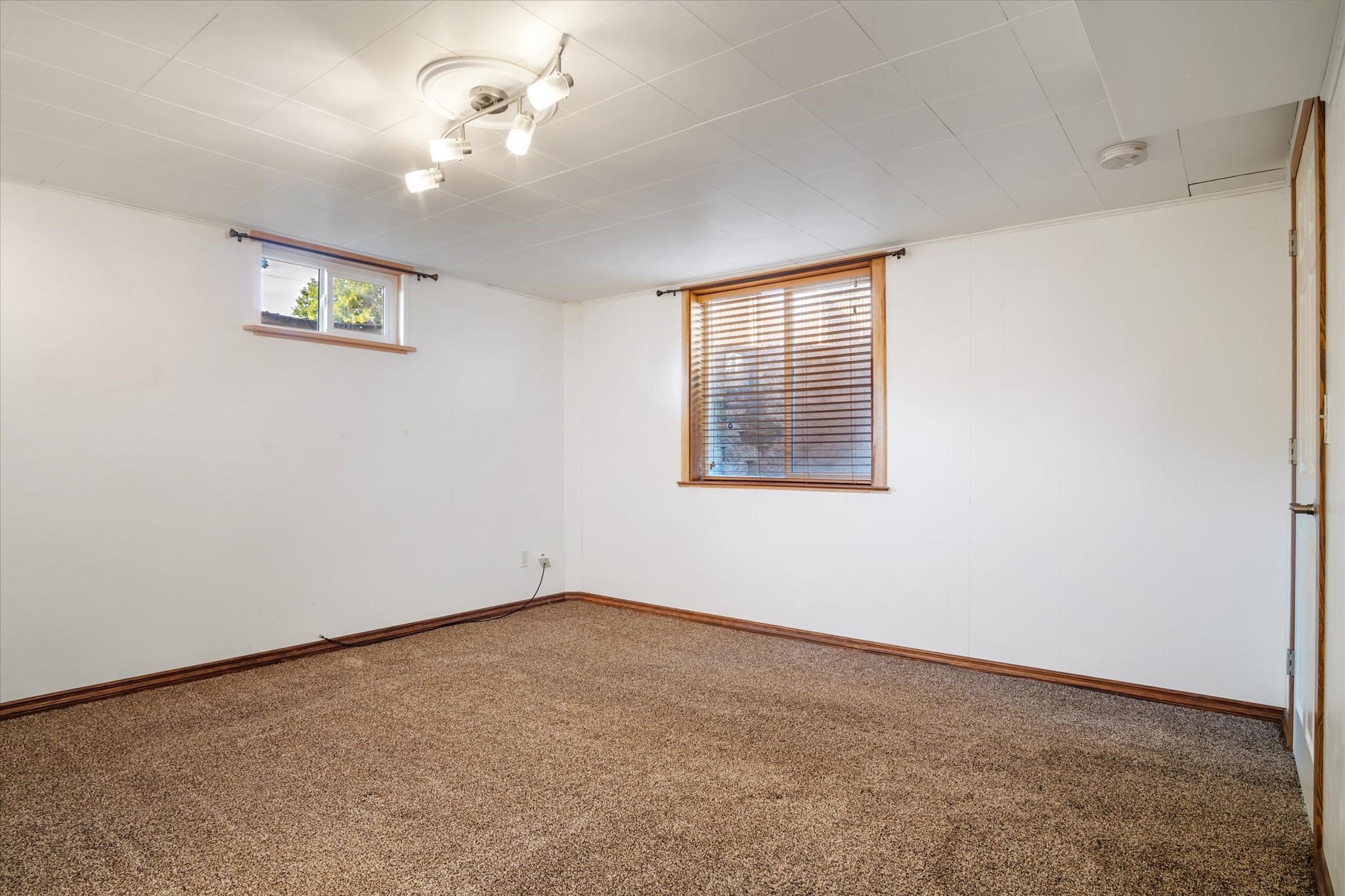 14005 E 5th Ave - Photo 14