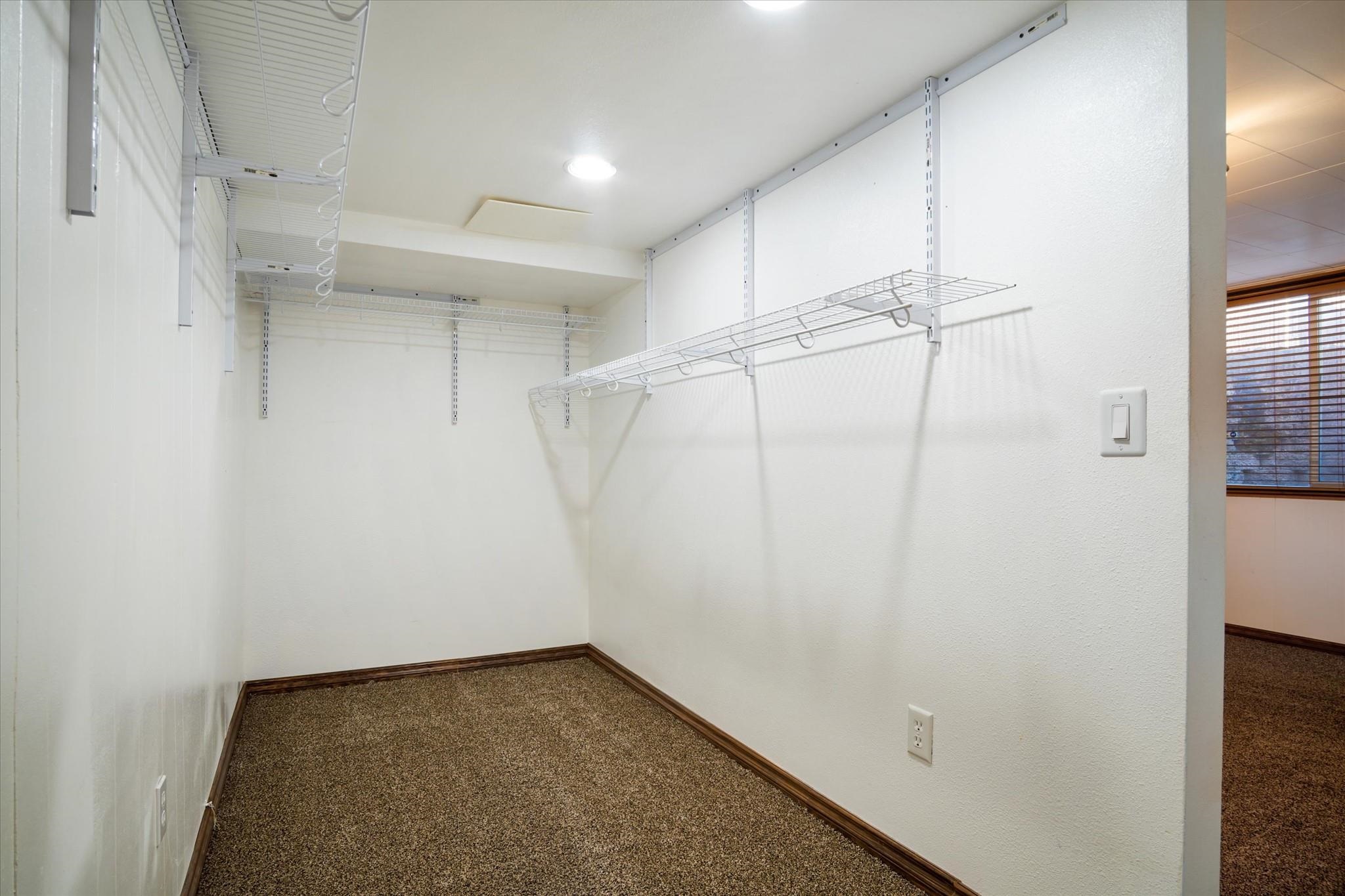 14005 E 5th Ave - Photo 18