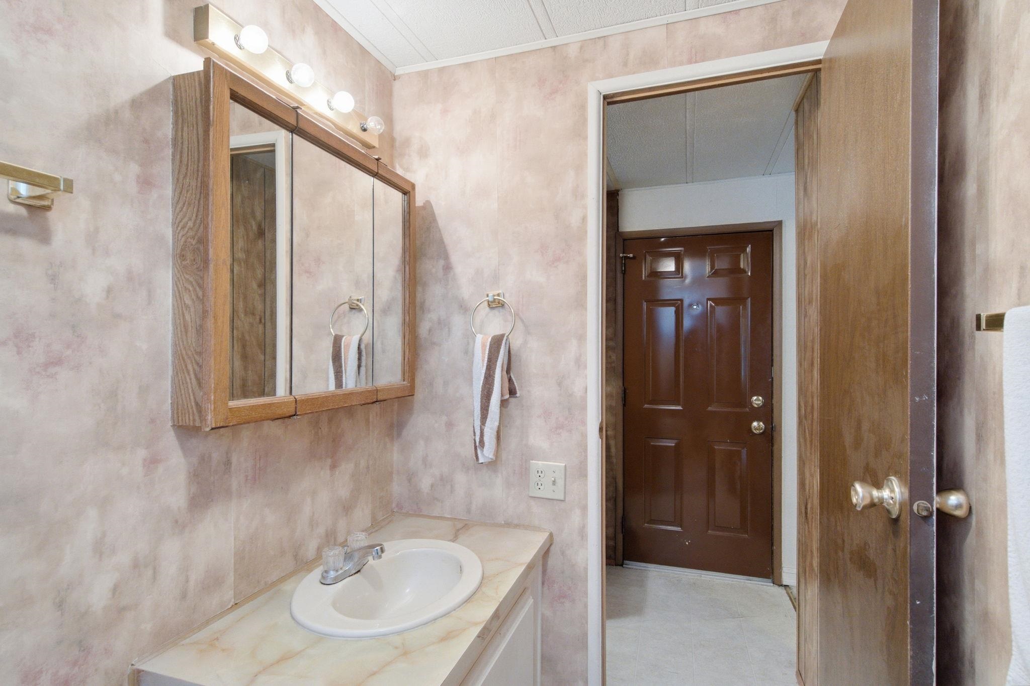 1211 E Lyons Ave - Photo 16