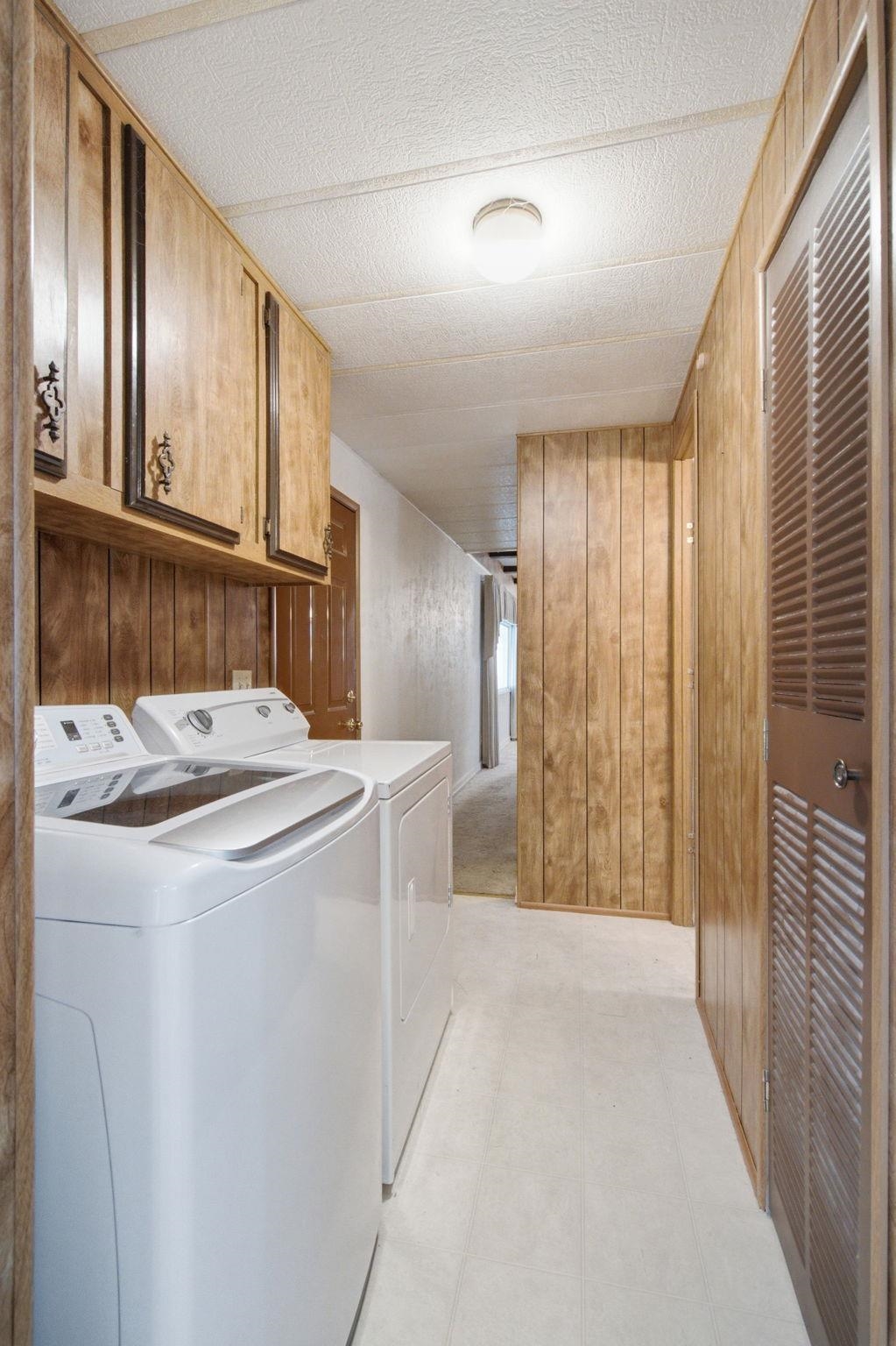 1211 E Lyons Ave - Photo 21