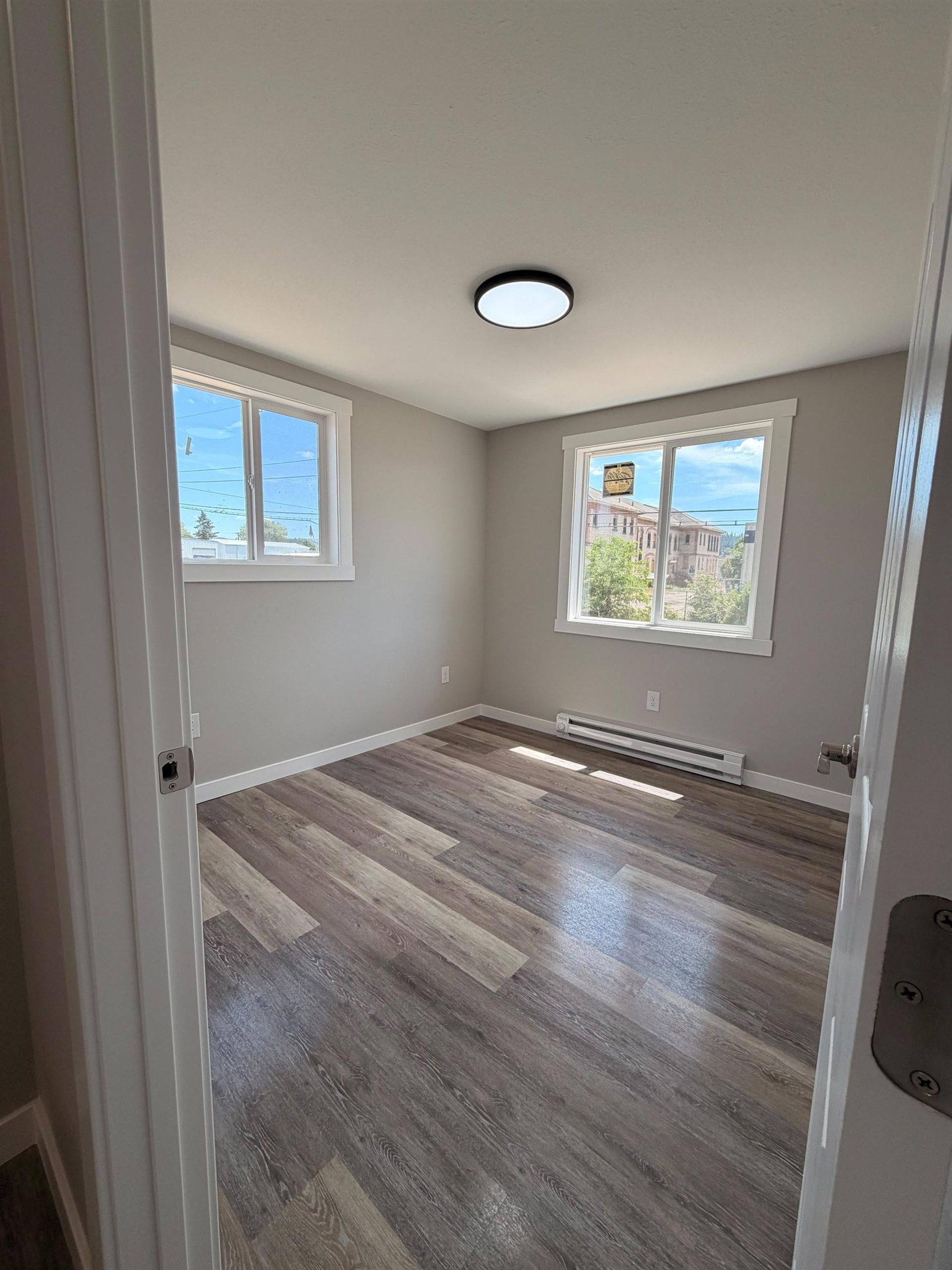 1903 E Main Ave - Photo 5
