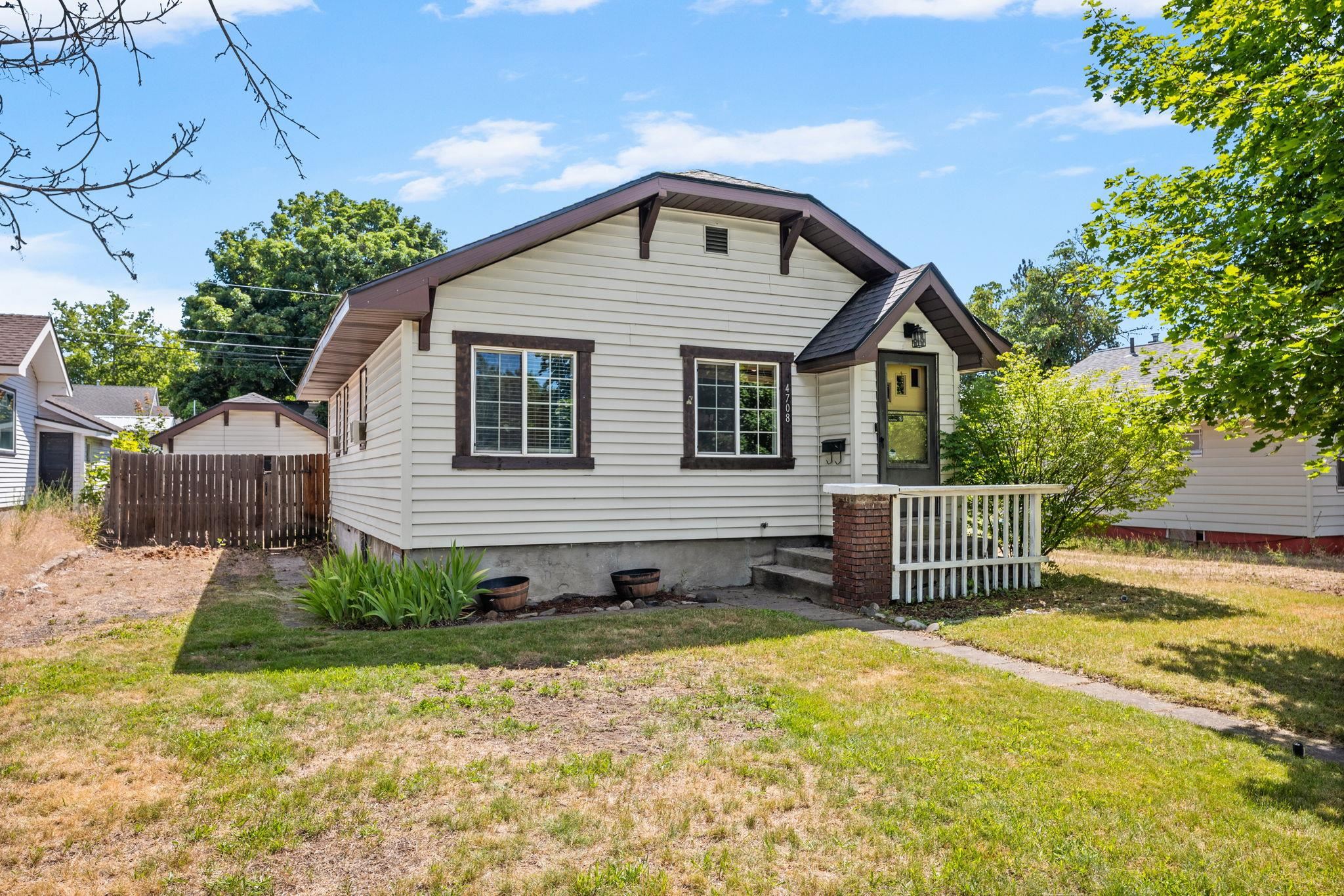 4708 N Cedar St - Photo 1