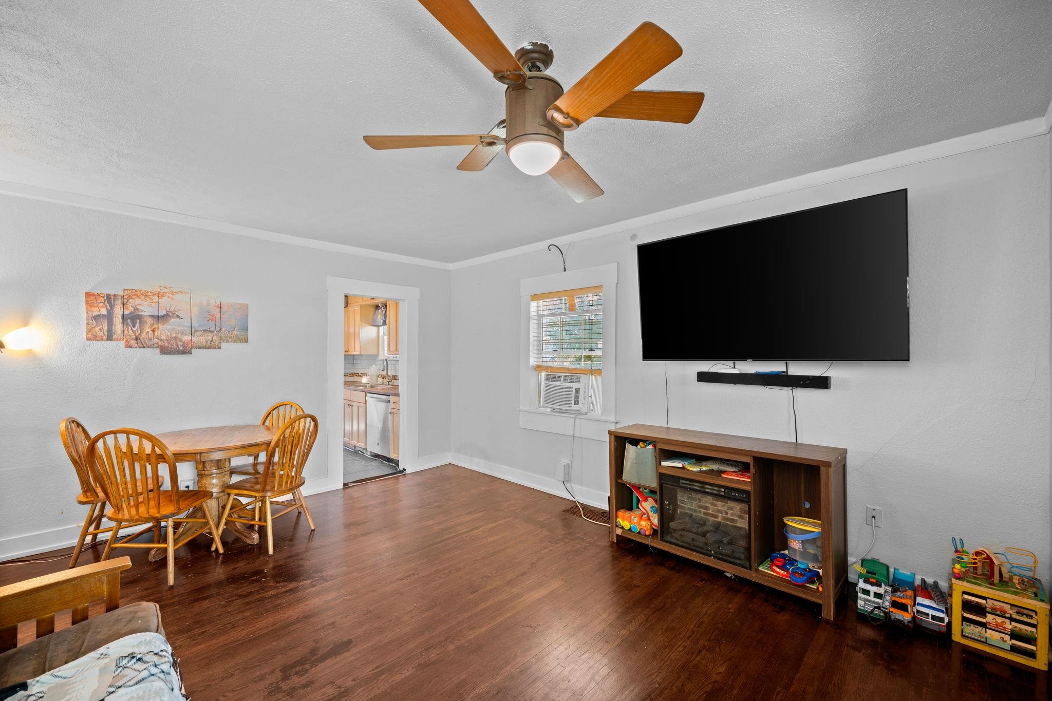 4708 N Cedar St - Photo 4