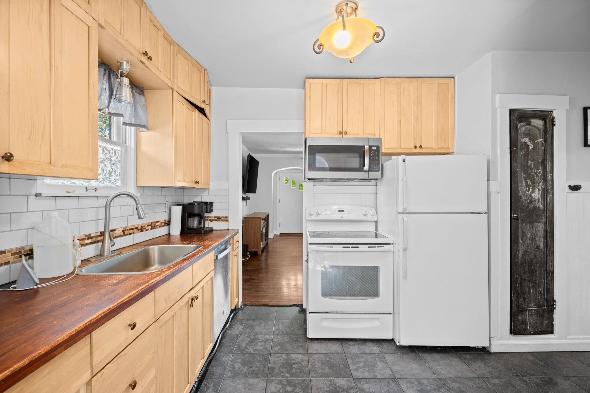 4708 N Cedar St - Photo 10