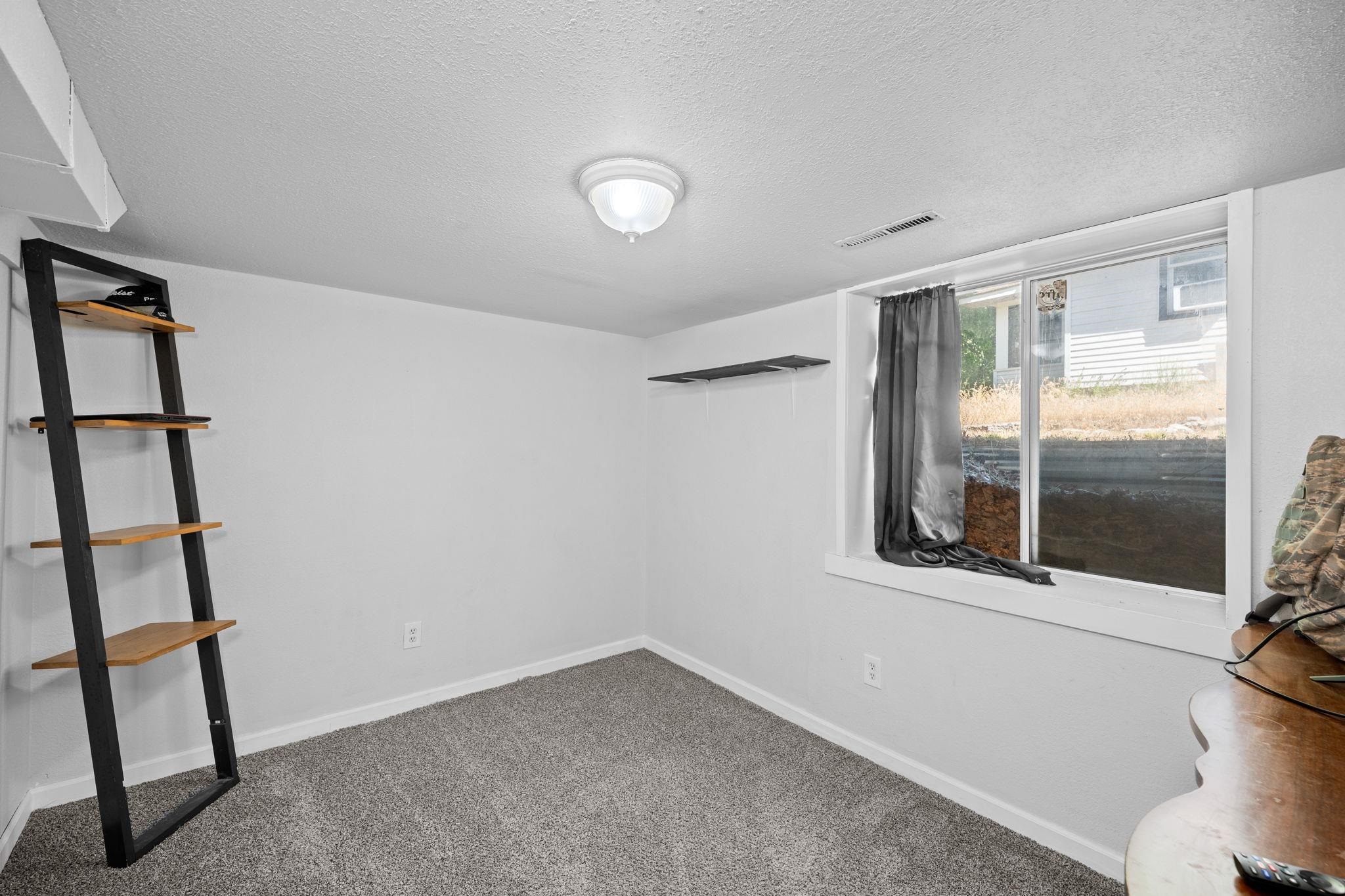 4708 N Cedar St - Photo 16