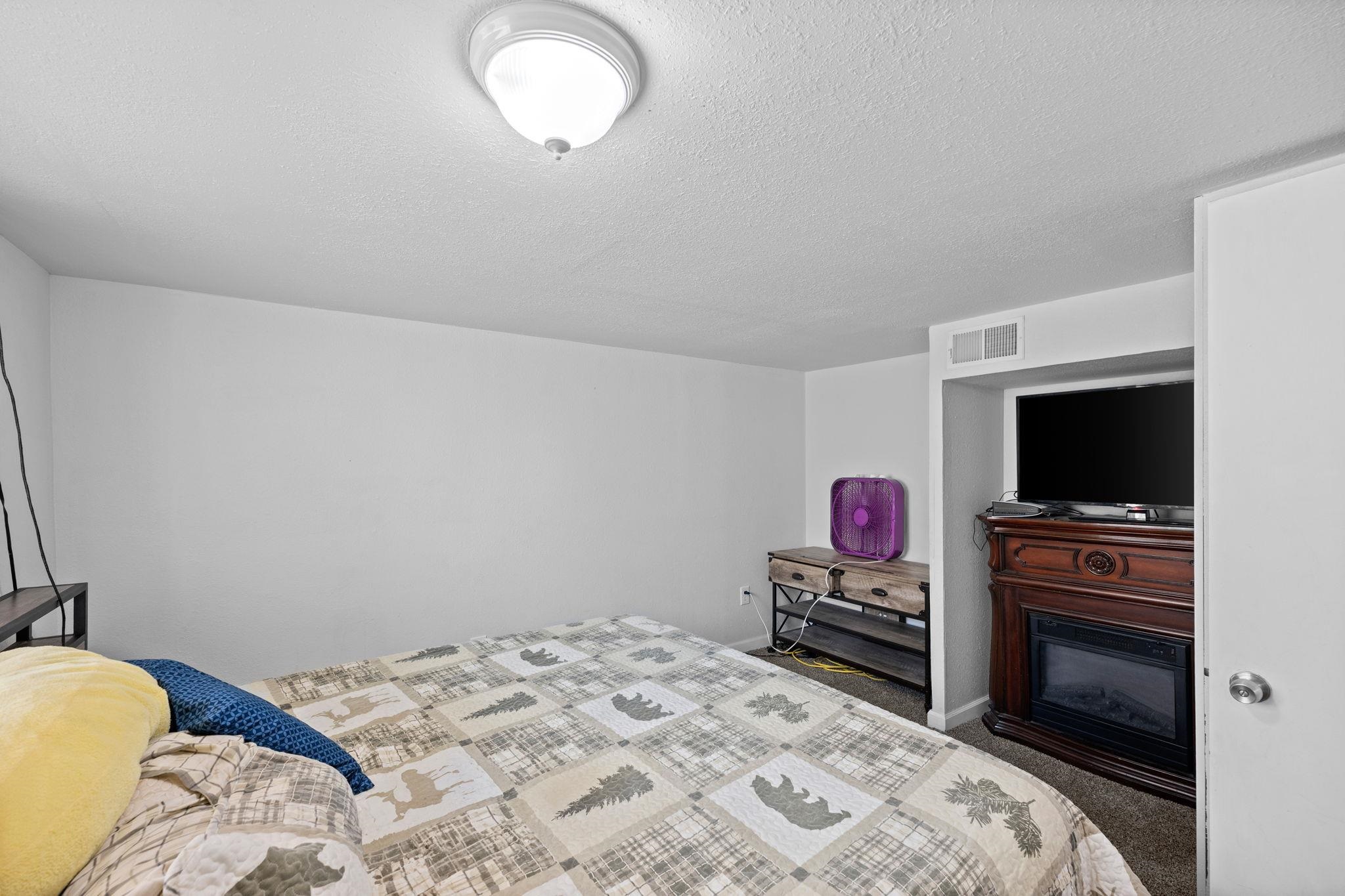 4708 N Cedar St - Photo 19