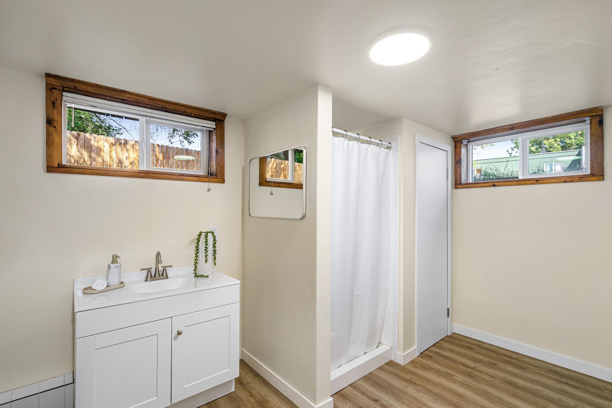 44 E Graves Rd - Photo 30