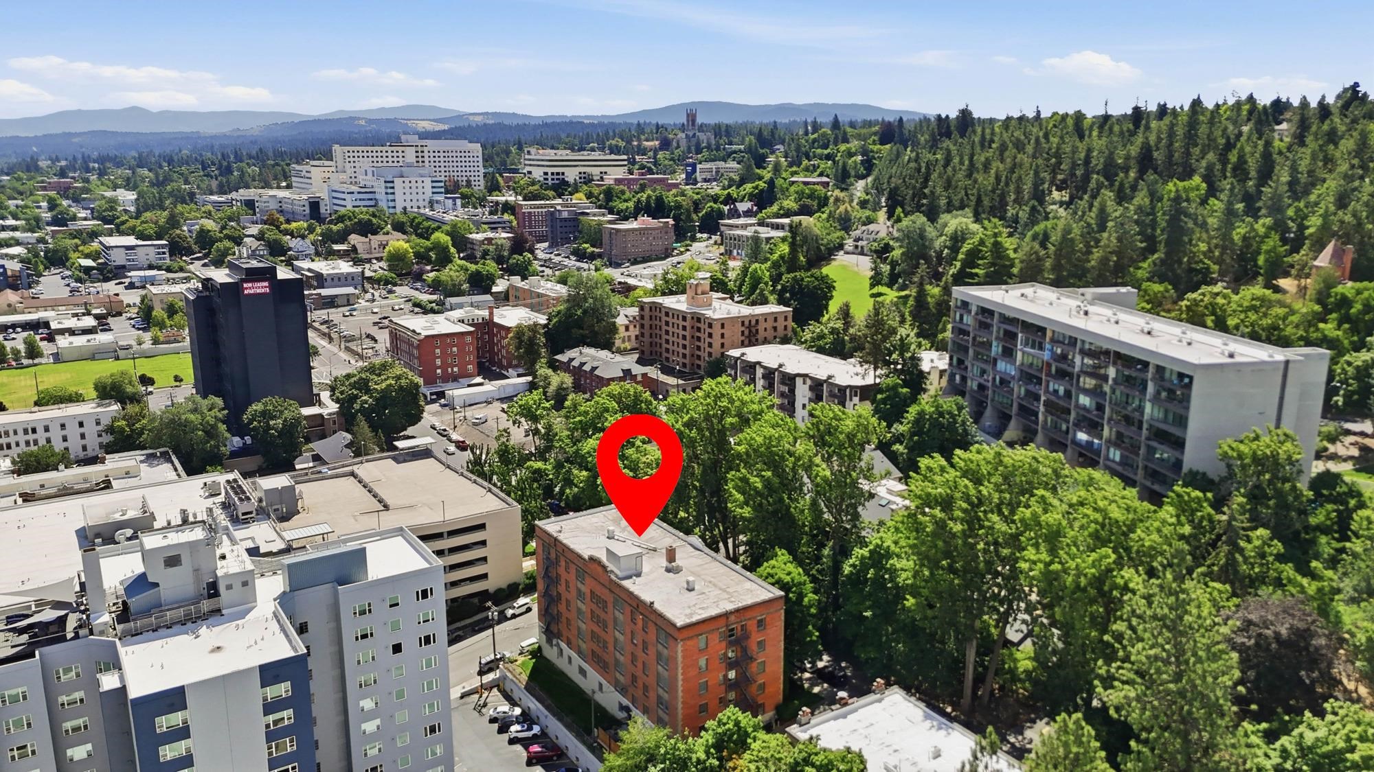 704 W 6th Ave - Photo 1