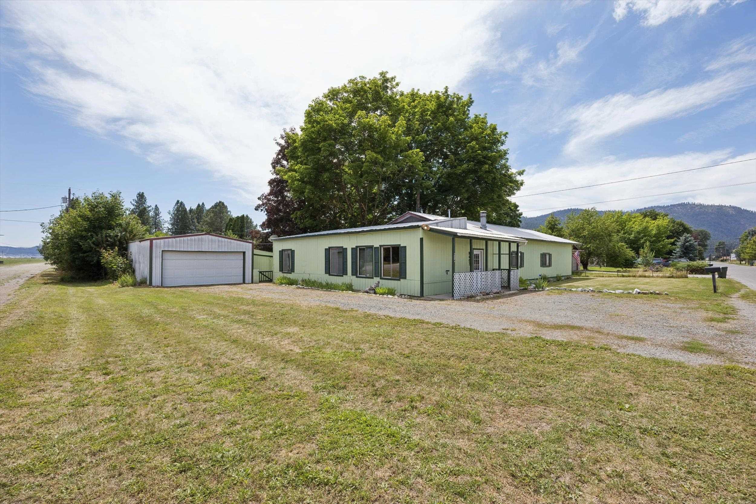 603 W Court Ave - Photo 2