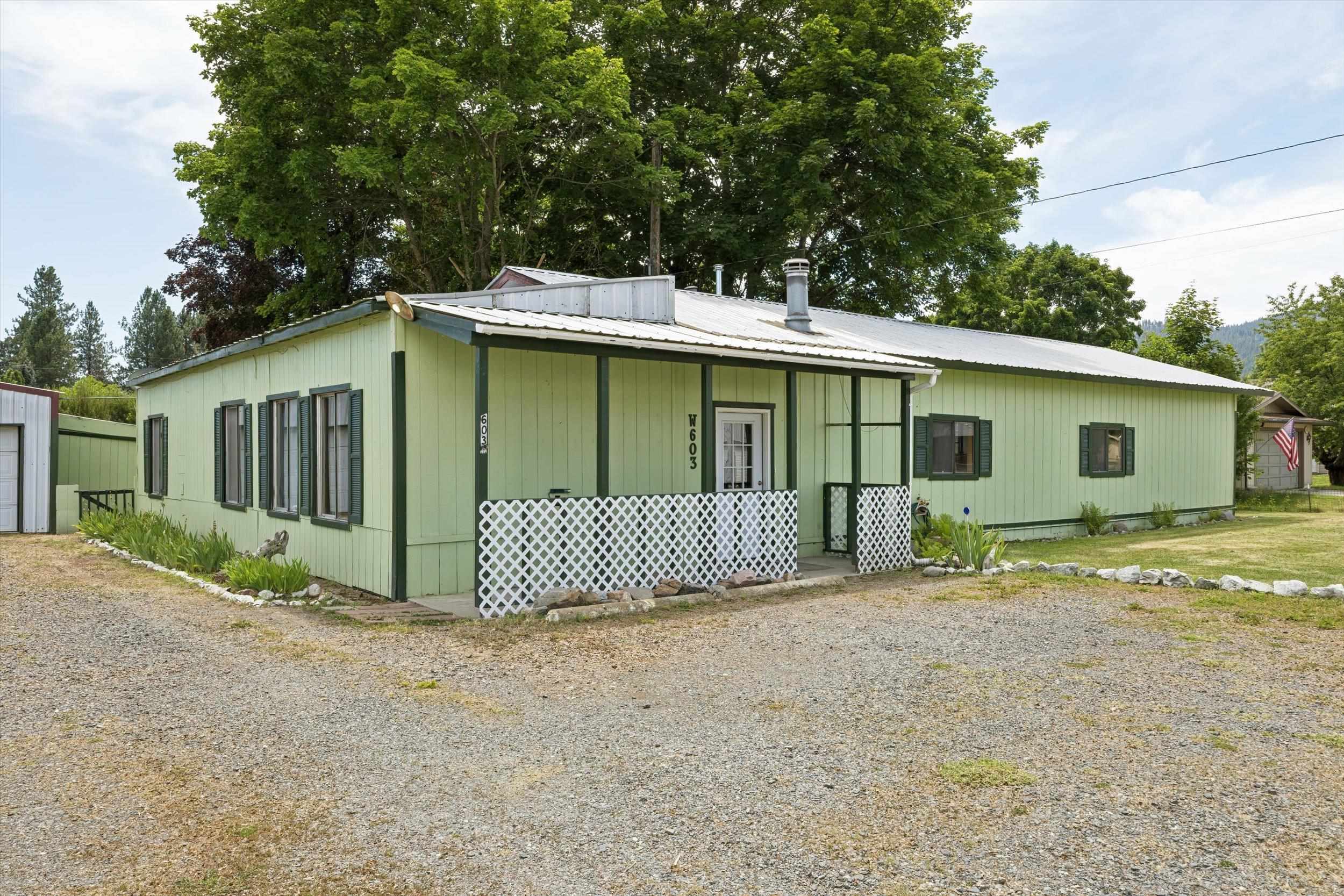 603 W Court Ave - Photo 3