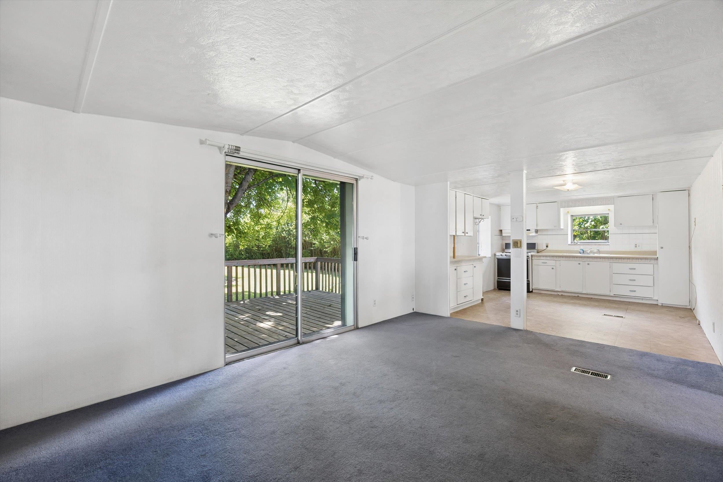 603 W Court Ave - Photo 13