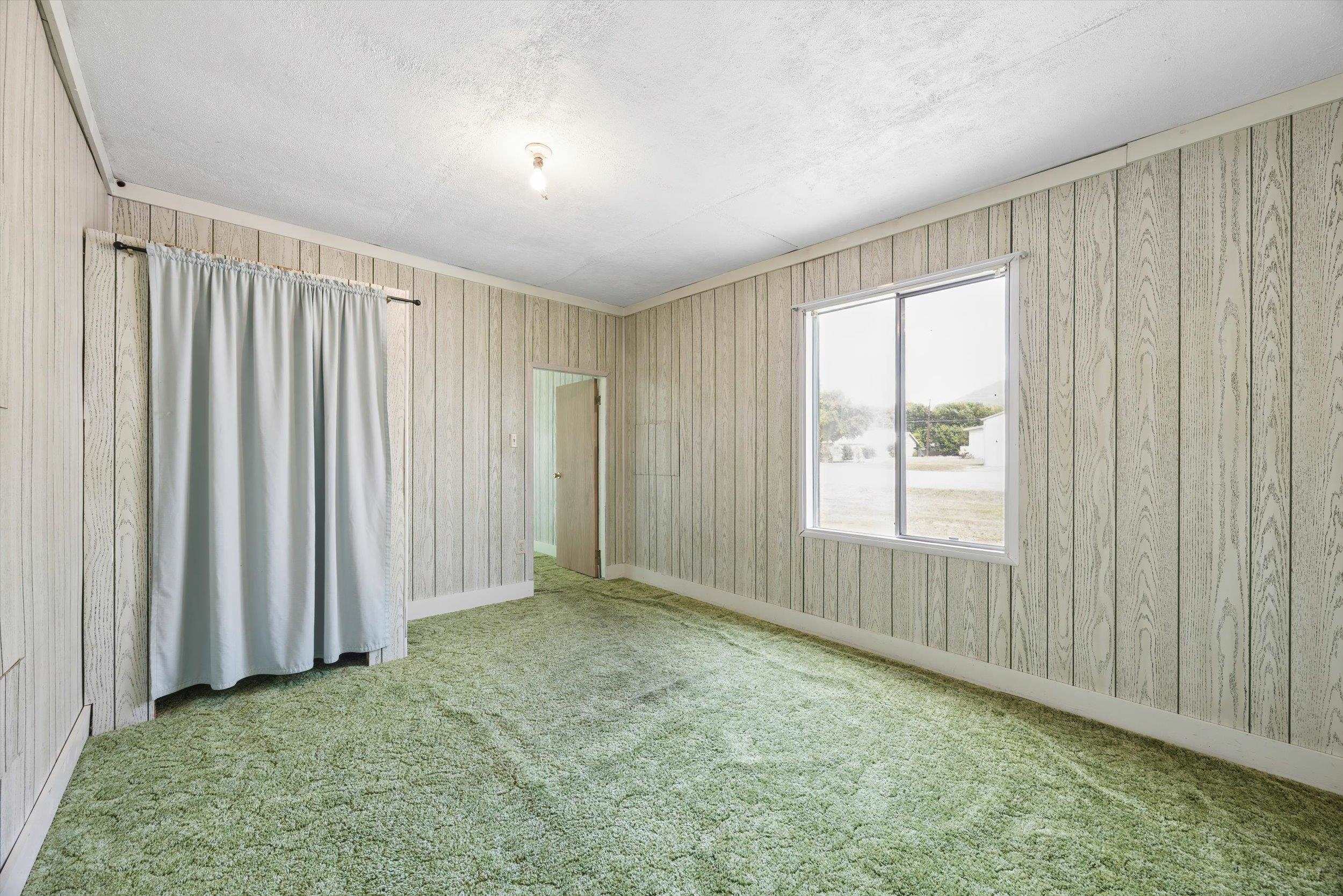 603 W Court Ave - Photo 33