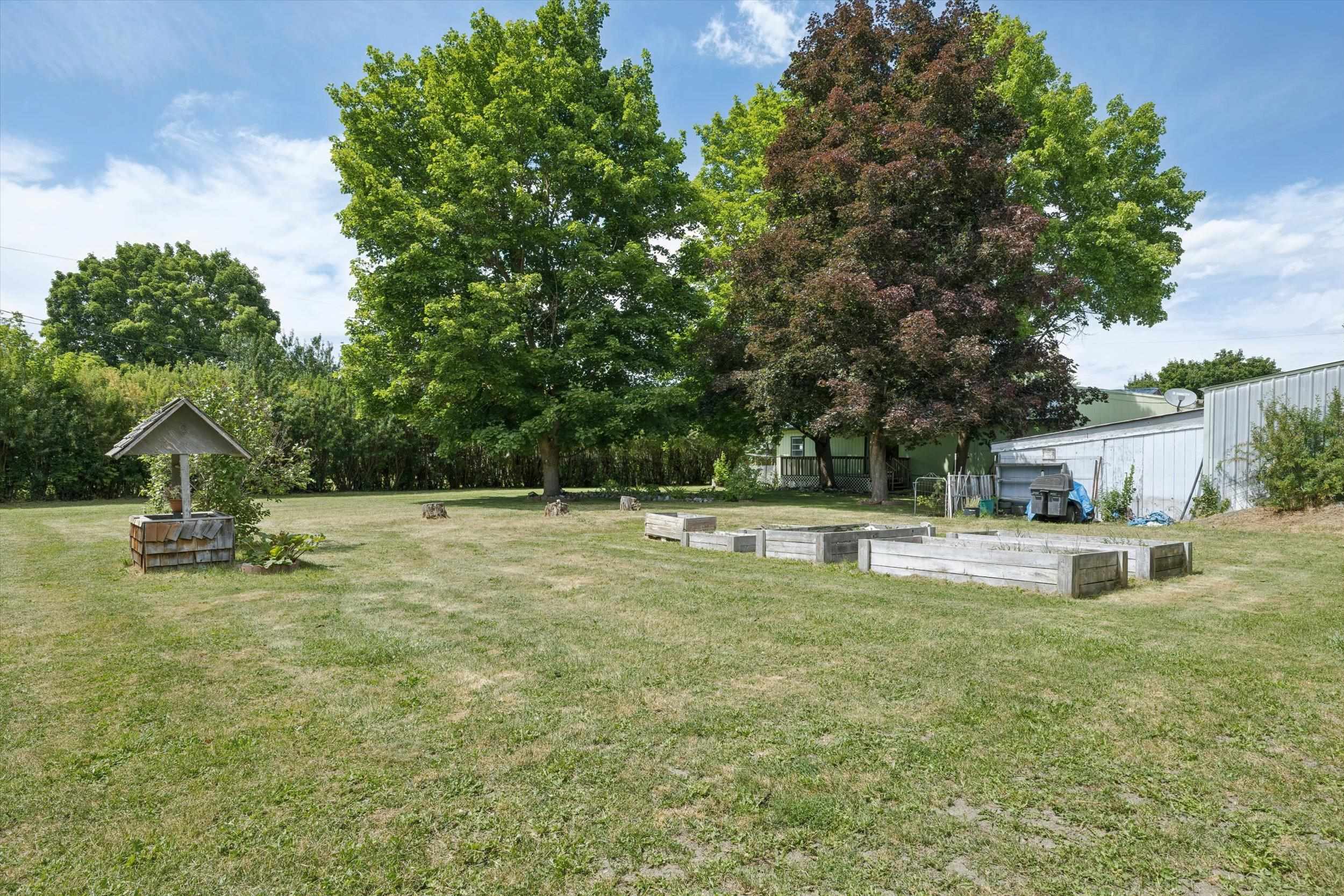 603 W Court Ave - Photo 43