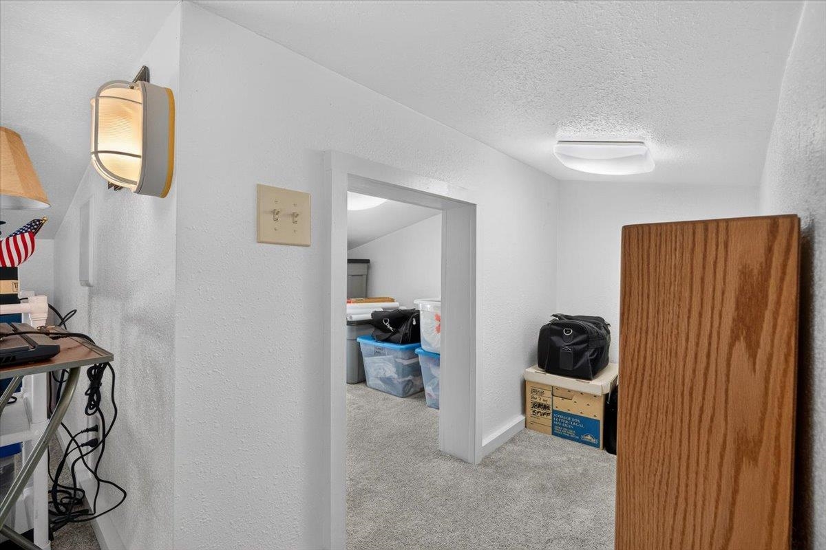 455 Guinevere Dr - Photo 19