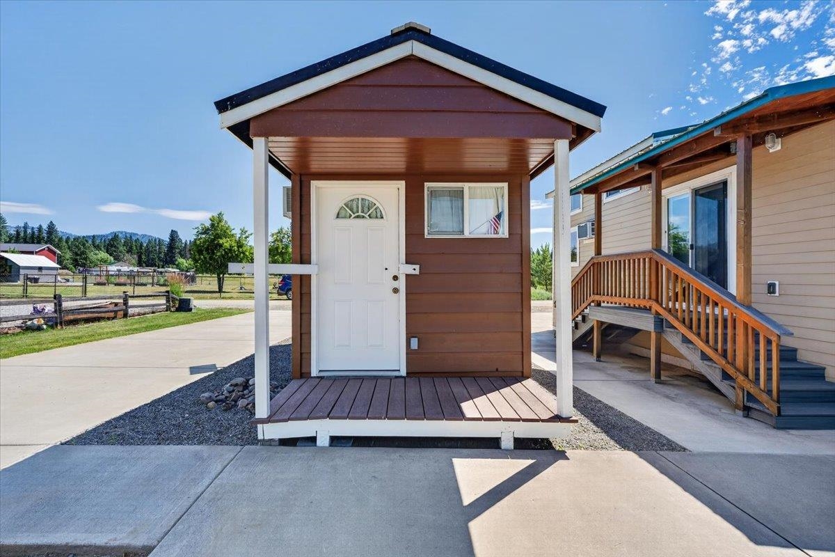 455 Guinevere Dr - Photo 25