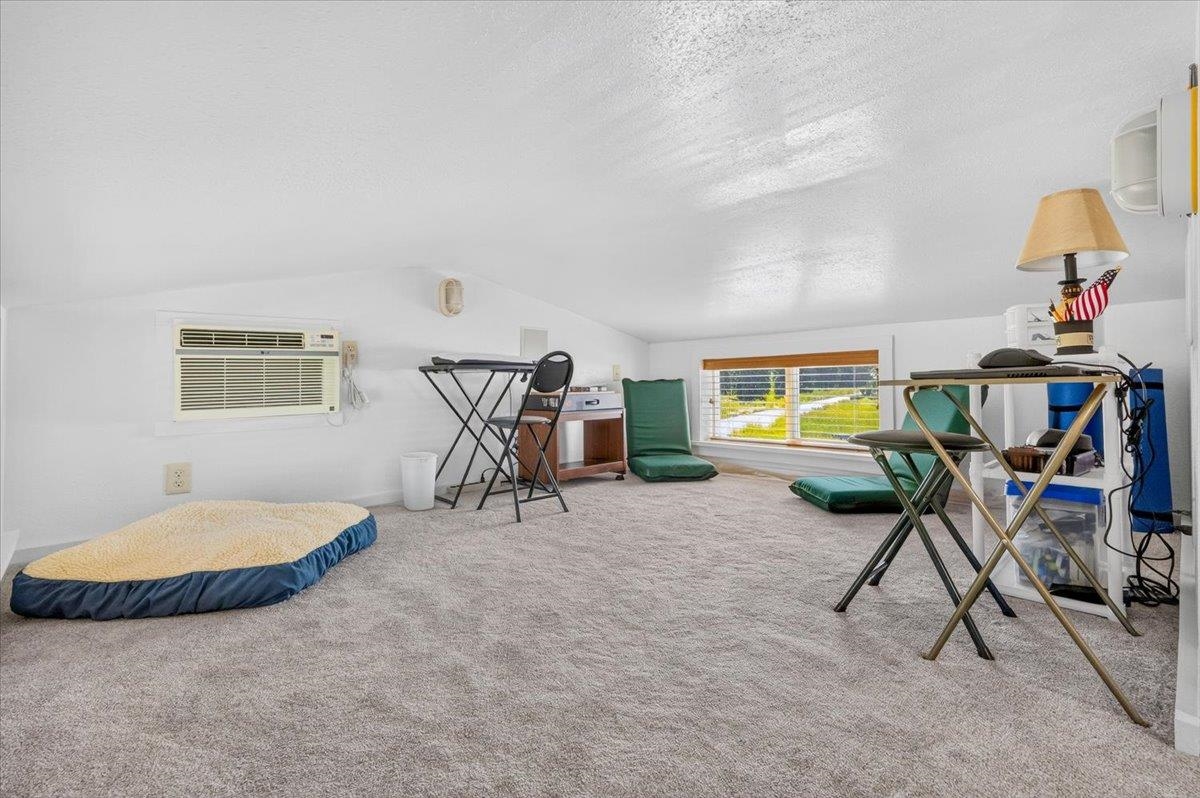 455 Guinevere Dr - Photo 17