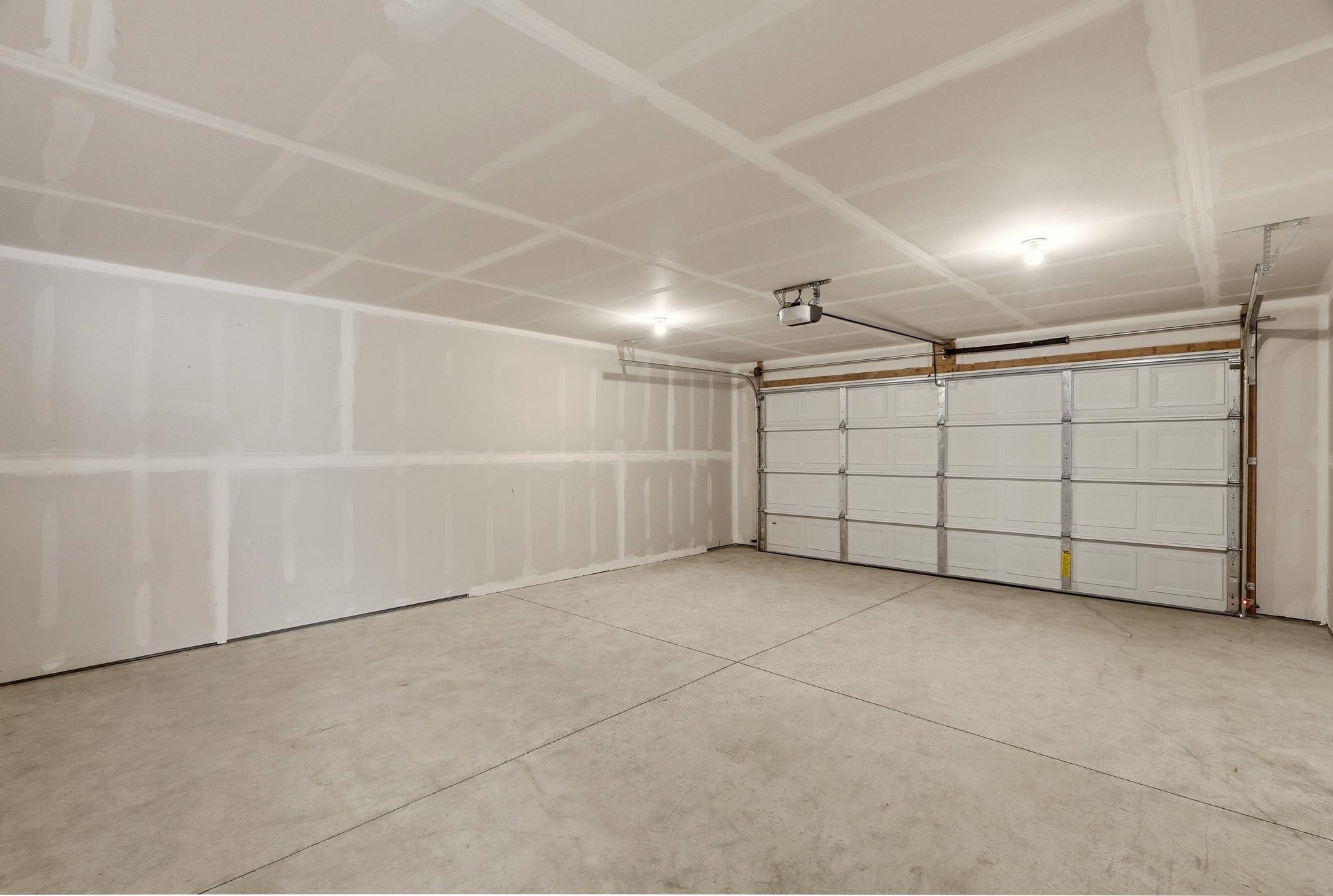 1615 N Selkirk Rd - Photo 32