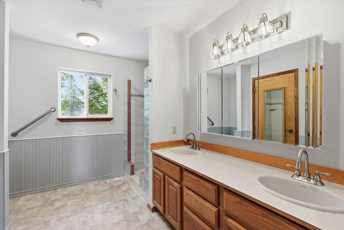 40291 E Cayuse Cove Rd - Photo 11
