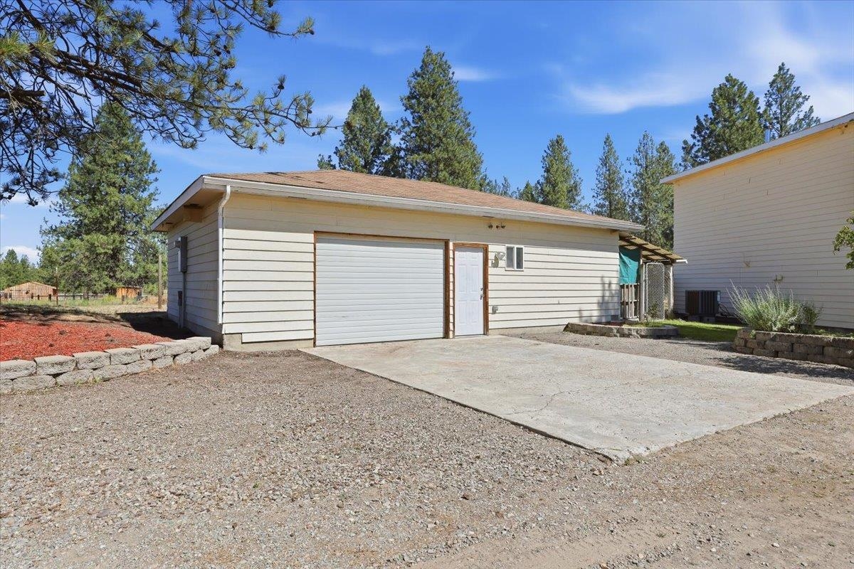 40291 E Cayuse Cove Rd - Photo 29