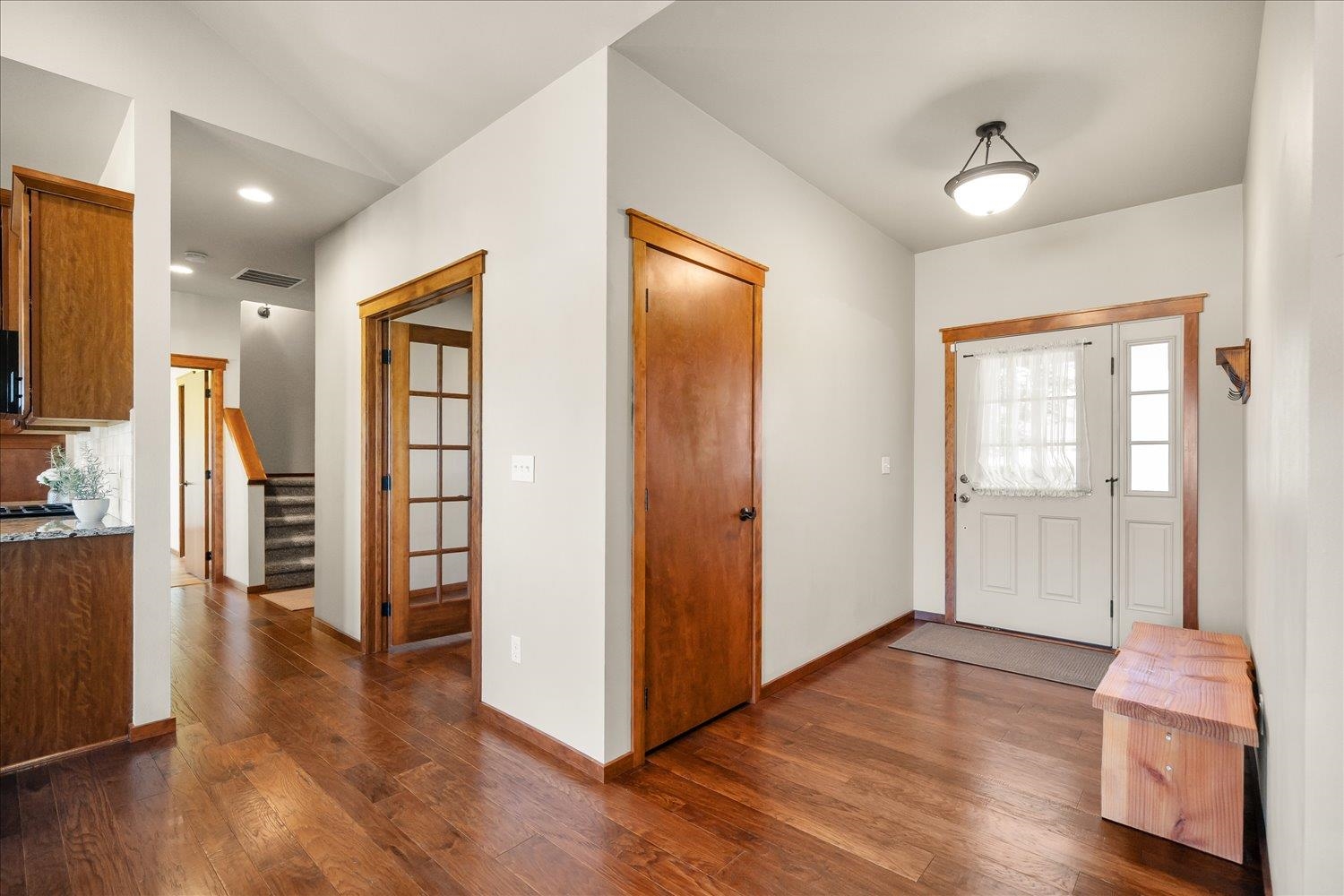 1414 E Sawgrass Ln - Photo 4