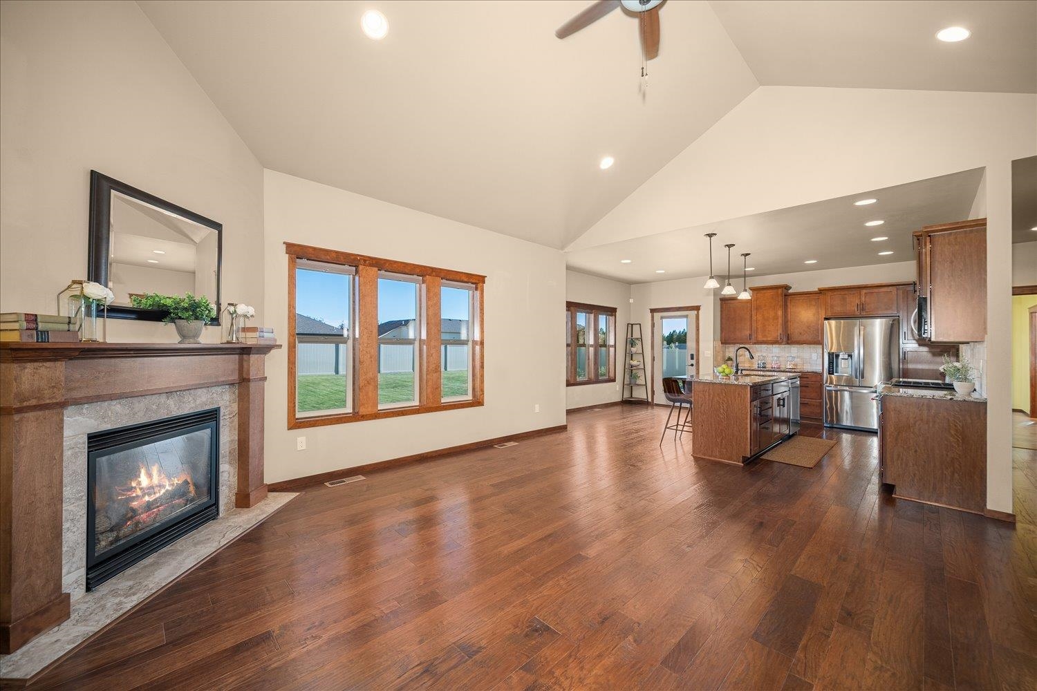 1414 E Sawgrass Ln - Photo 8