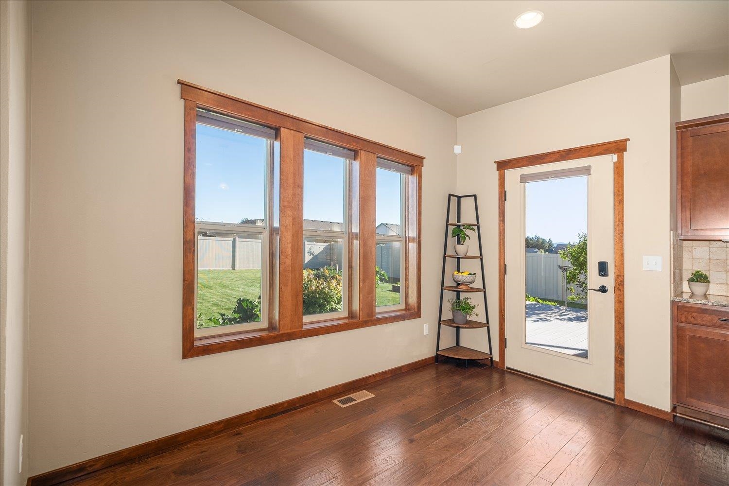 1414 E Sawgrass Ln - Photo 15