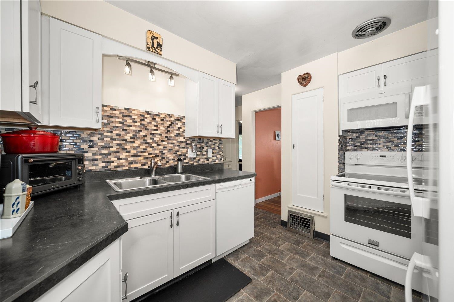 4124 N Hawthorne St - Photo 13