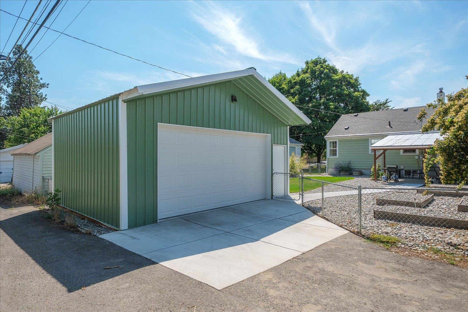 4124 N Hawthorne St - Photo 38